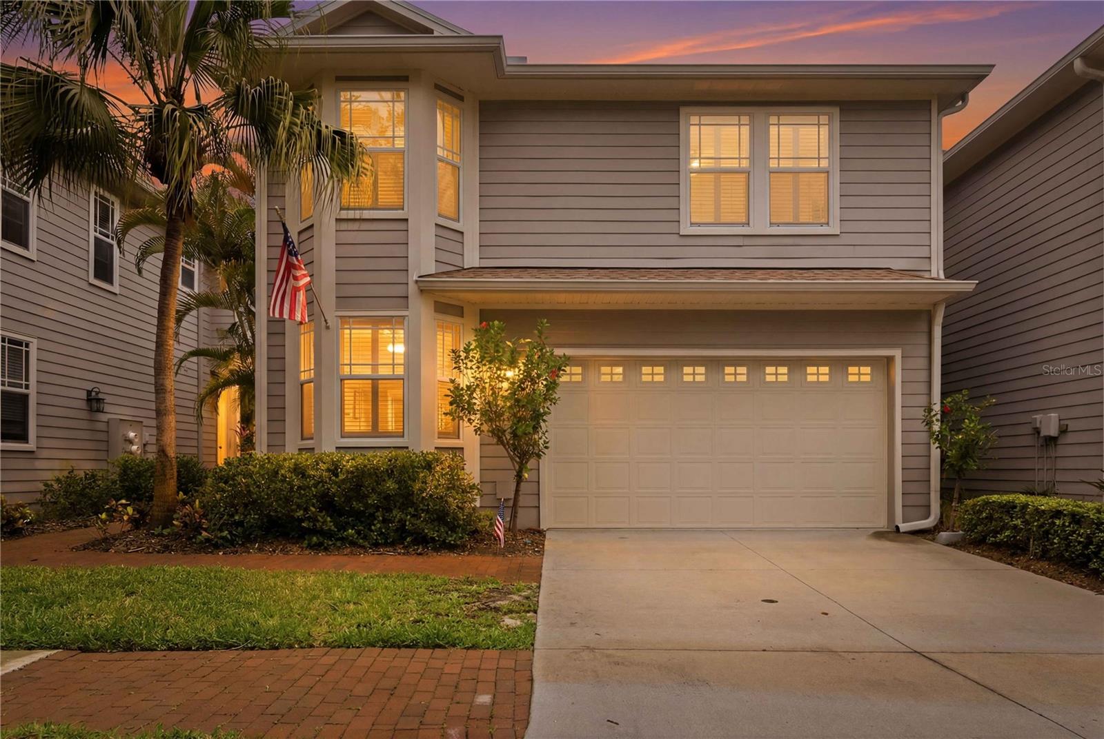BAYSHORE TRAILS TWNHMS - Residential