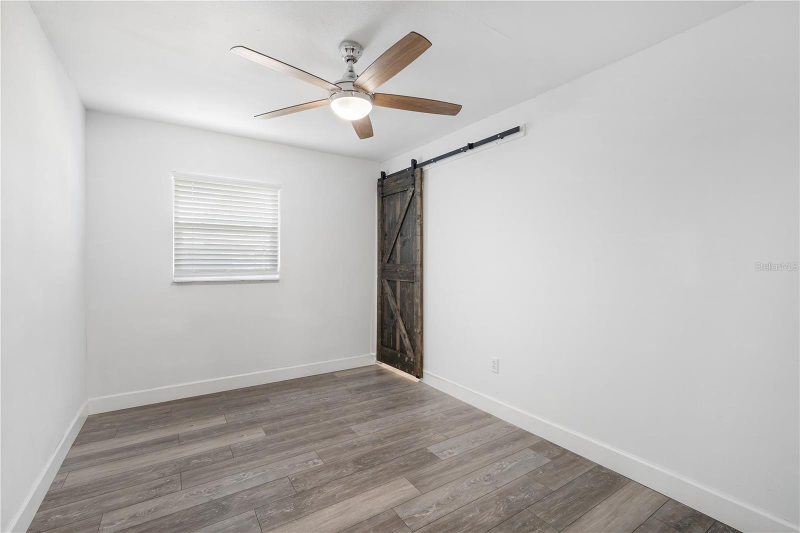LINCOLN PARK - Residential Lease