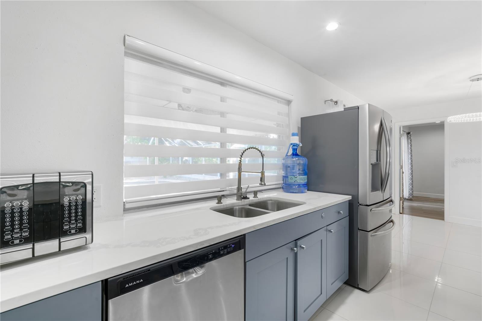 LINCOLN PARK - Residential Lease
