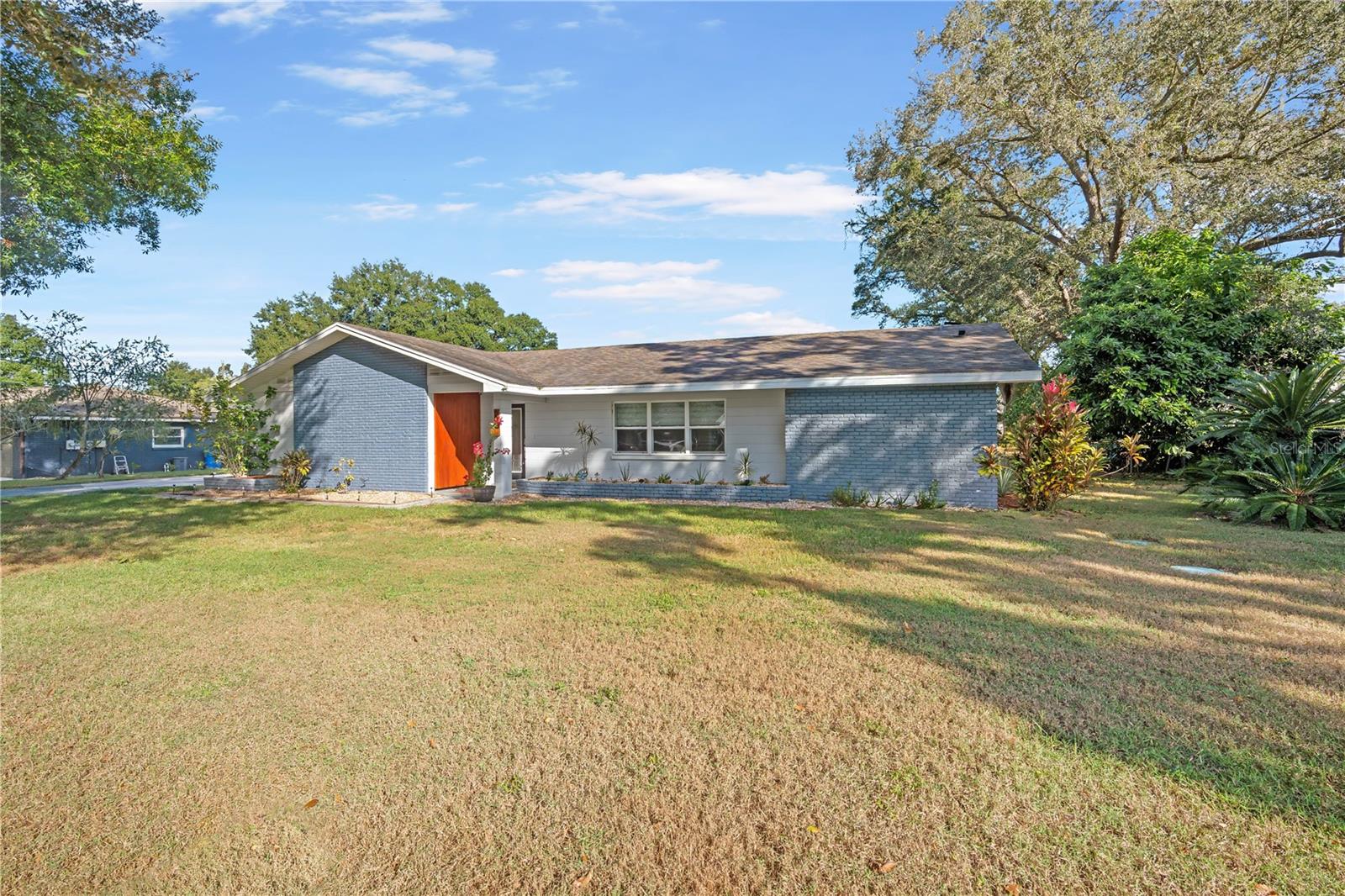 POOL HOME! 4BR/2BA in South Brandon.

Move-in ready 4-bedroom, 2-bath pool home with side 2-car garage! Completely remodeled modern open living and dining areas, split-bedroom layout for privacy, and a spacious master suite with walk-in closet and step-in shower. Enjoy the screened pool and covered lanai, perfect for relaxing or entertaining. The kitchen features a breakfast bar and pool view. Tile floors, new appliances, new HVAC & water heater. Tenant pays all utilities and lawn care. Pool cleaning service included. Centrally located near schools, shopping, restaurants, and major highways. Schedule your showing today!

Pet: Case-by-case with owner approval. Dogs and cats only, 25 lbs. maximum weight. A $350 non-refundable pet fee applies for each approved pet. Non-aggressive breeds only.

If you decide to apply for one of our properties:
Screening includes credit/background check, income verification of 2.5 to 3 times the monthly rent and rental history verification. We encourage applicants with credit scores above 600 to apply, as meeting this criteria will help streamline the application process.

APPLICANT CHARGES:
Application Fee: $75 for each adult, 18 years of age and older (non-refundable).
Lease Initiation Admin Fee: $150.00 after approval and upon signing.
Security Deposit: Equal to one month’s rent on approved credit.
$25 for each pet application fee for pet verification (non-refundable).
Current vaccination records will be required.
ESA and service animals are FREE with verified documentation.
Pet Fee if applicable (non-refundable) $350 for each approved pet.

All Rent Solutions residents are enrolled in the Resident Benefits Package (RBP) for $49.95/month which includes liability insurance, credit building to help boost the resident’s credit score with timely rent payments, HVAC air filter delivery (for applicable properties), our best-in-class resident rewards program, and much more! More details upon application.