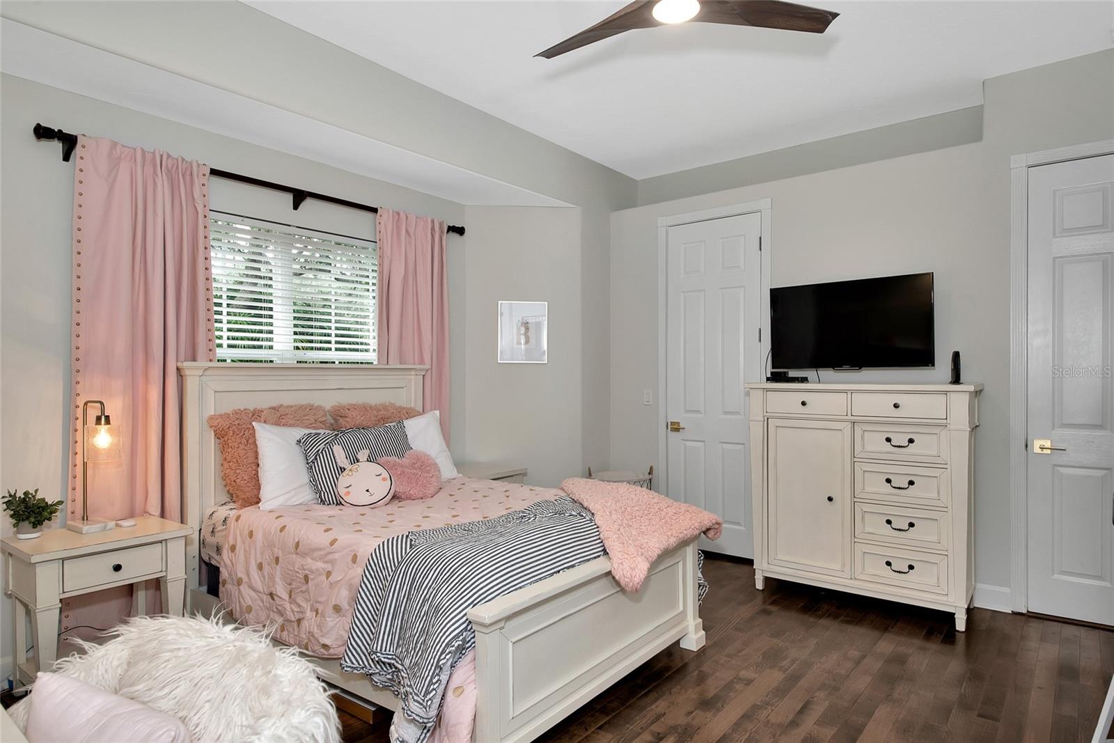 OAKS 2 PH 1 - Residential