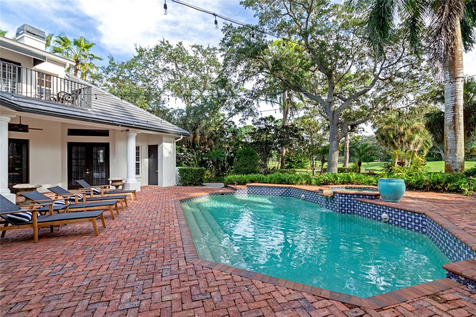OAKS 2 PH 1 - Residential