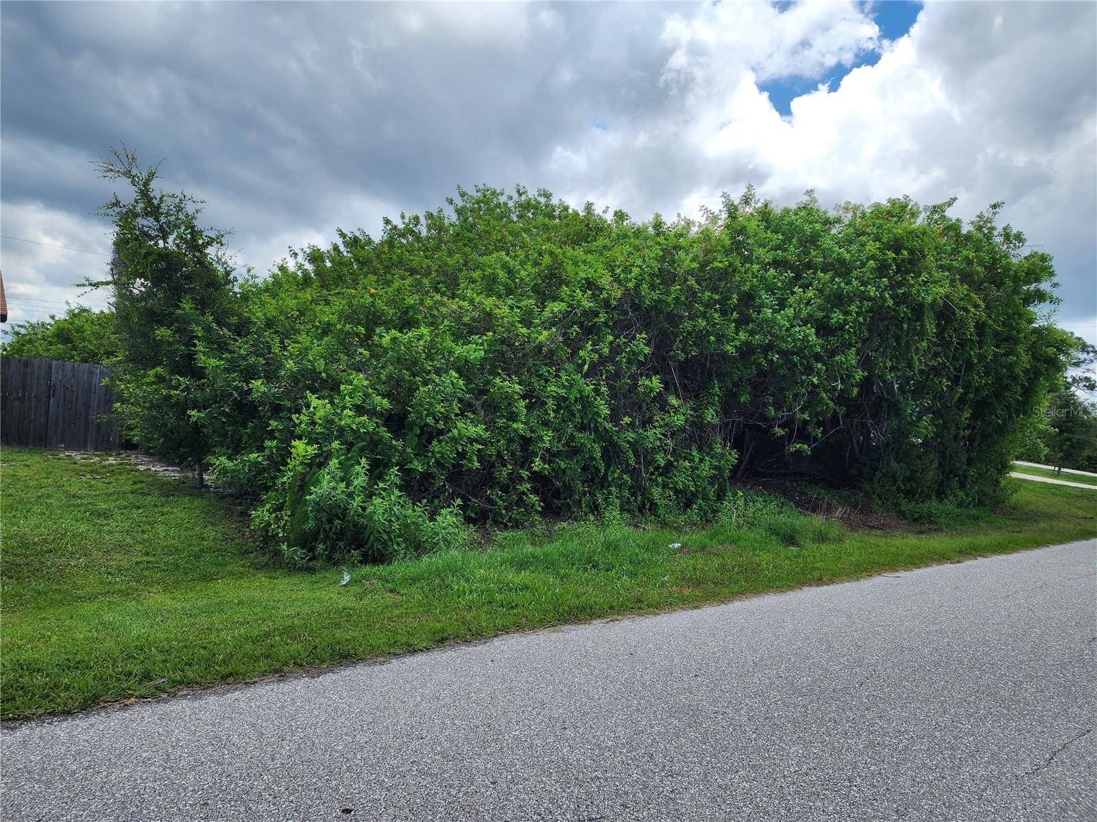 PORT CHARLOTTE SEC 063 - Land