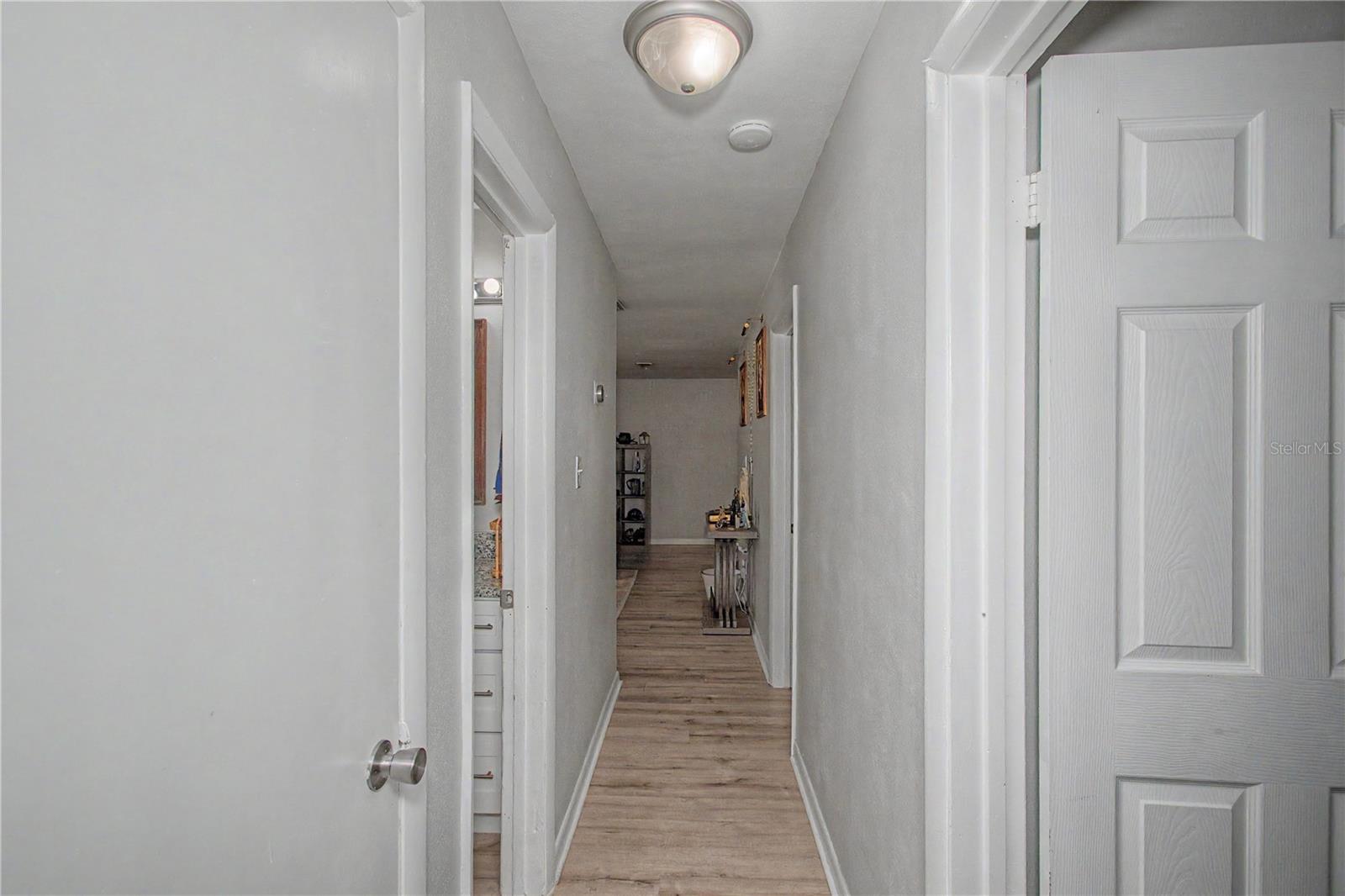 RAINBOW S END ESTATE - Residential