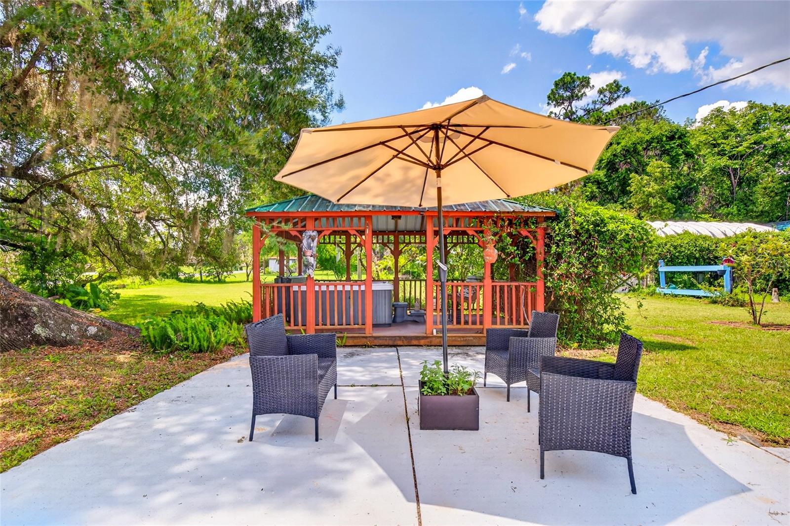 HILLSDALE - Residential
