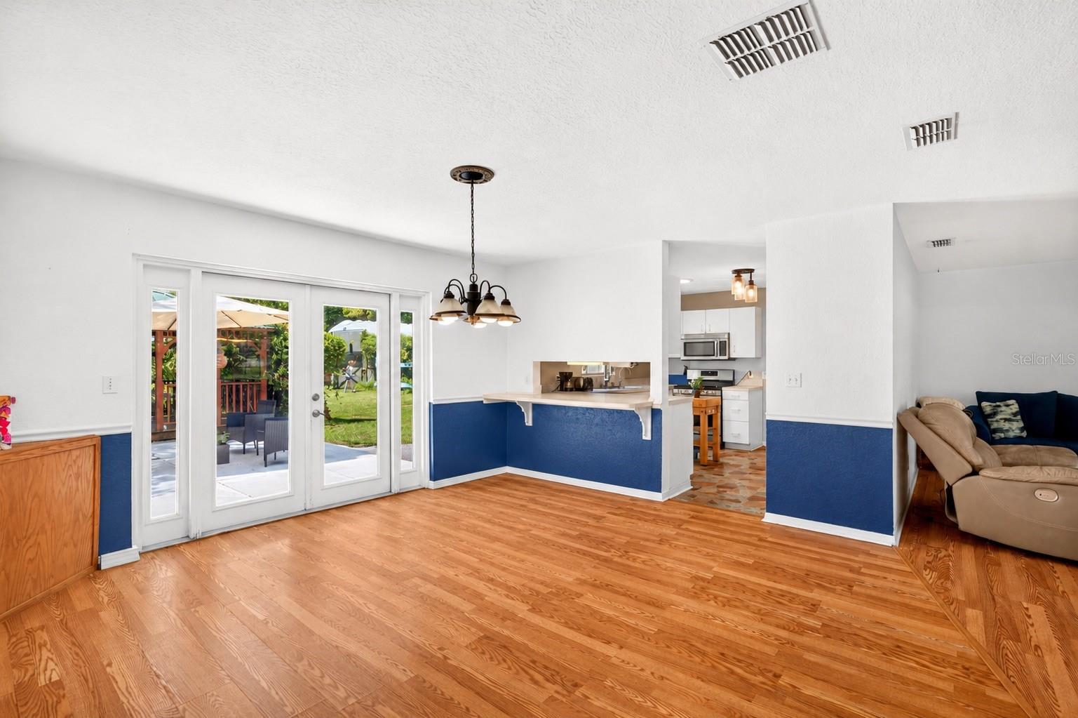 HILLSDALE - Residential