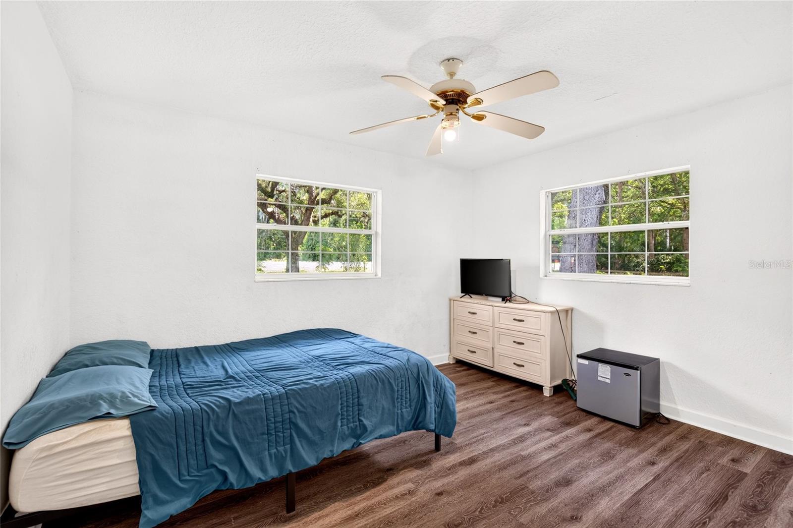 HILLSDALE - Residential