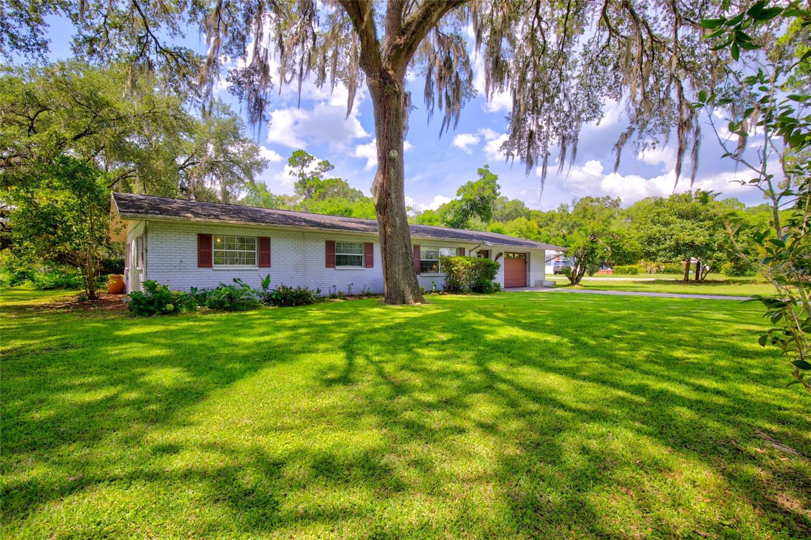 HILLSDALE - Residential