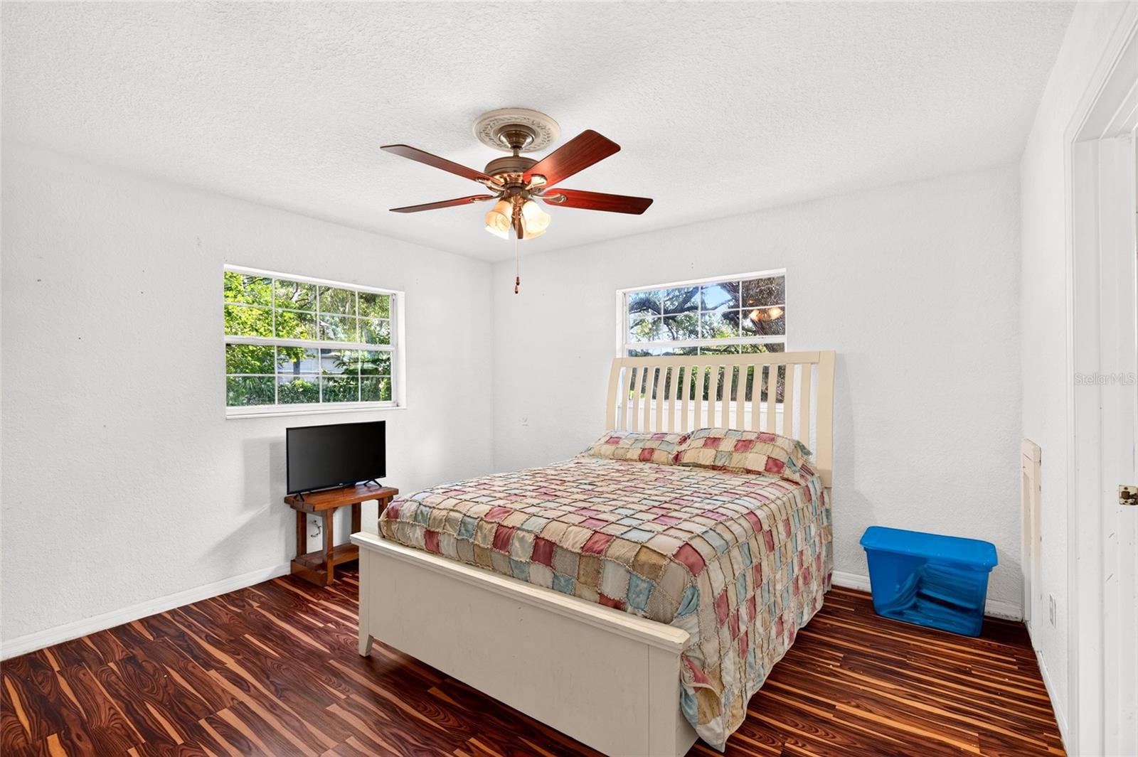 HILLSDALE - Residential