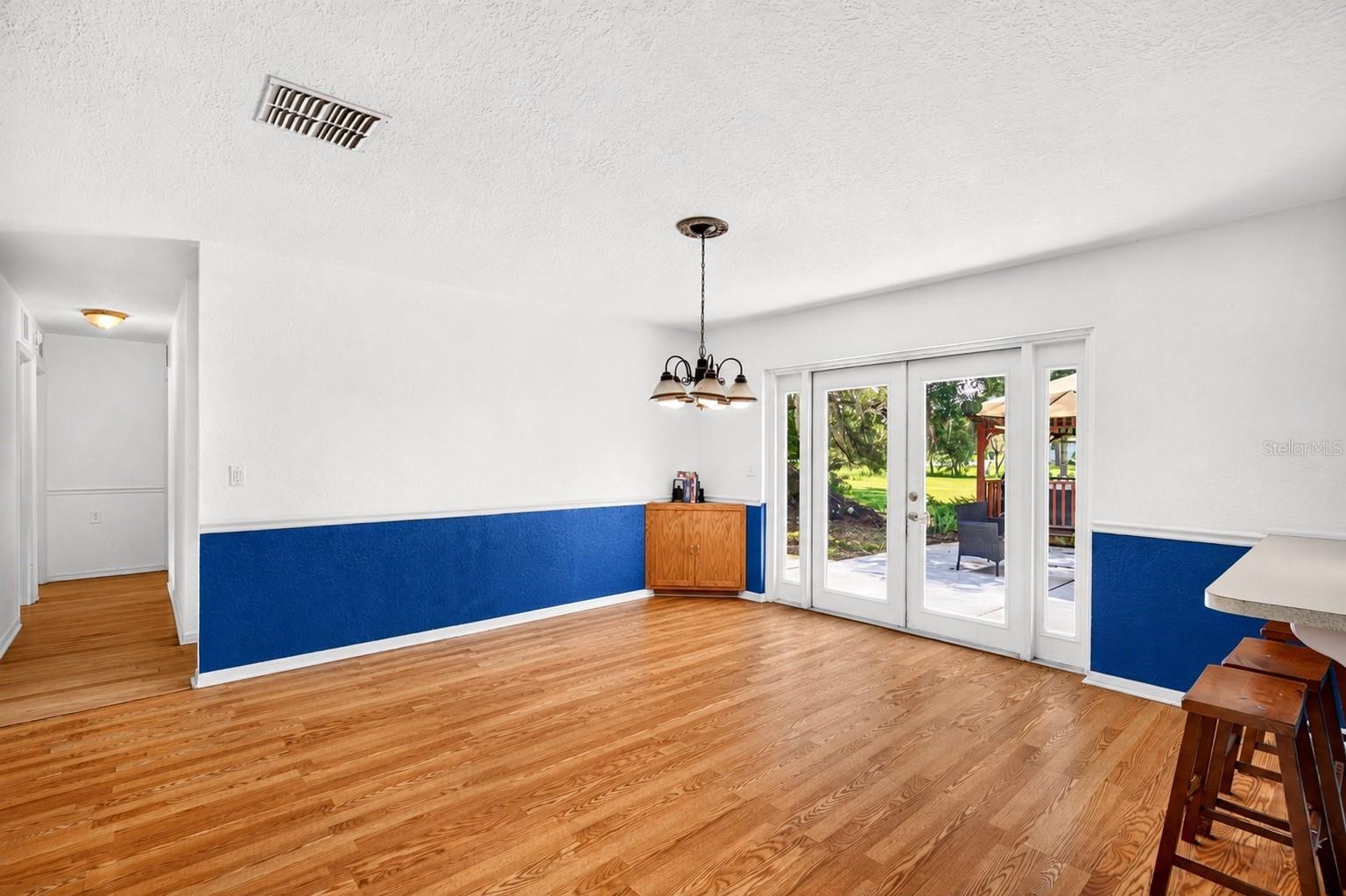 HILLSDALE - Residential