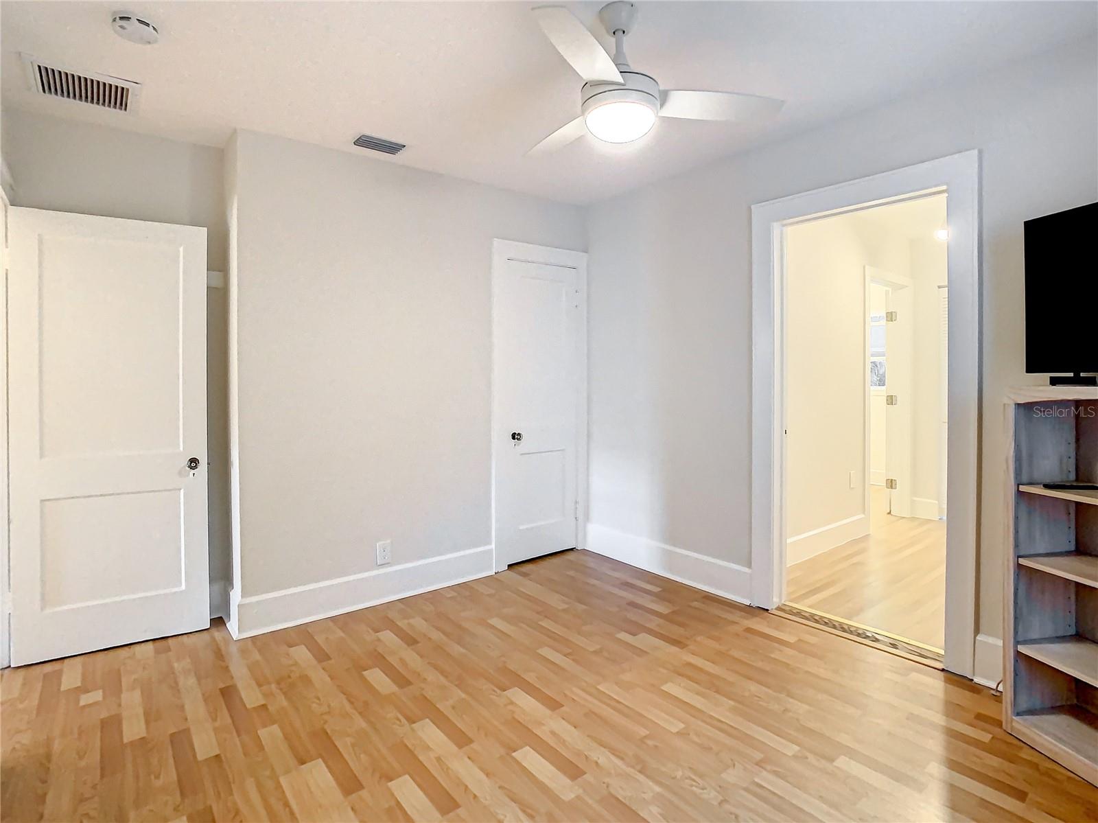 PINELLAS ADD TO ST PETERSBURG FLA - Residential Lease