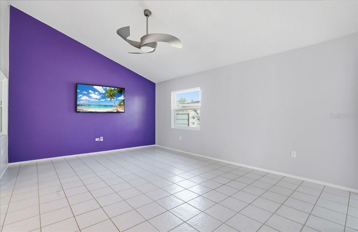 EAGLE CHASE - Residential