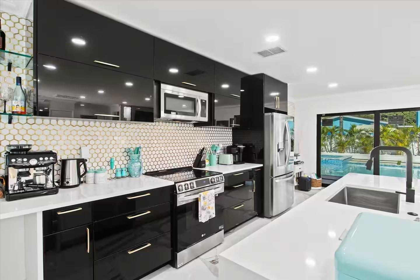 BAYOU HARBOR - Residential