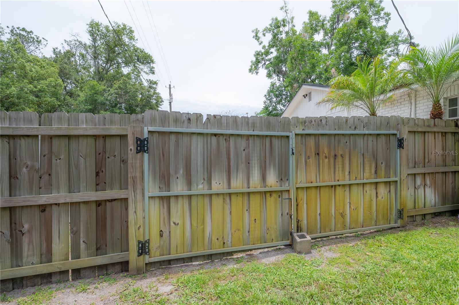 UNPLATTED - Residential