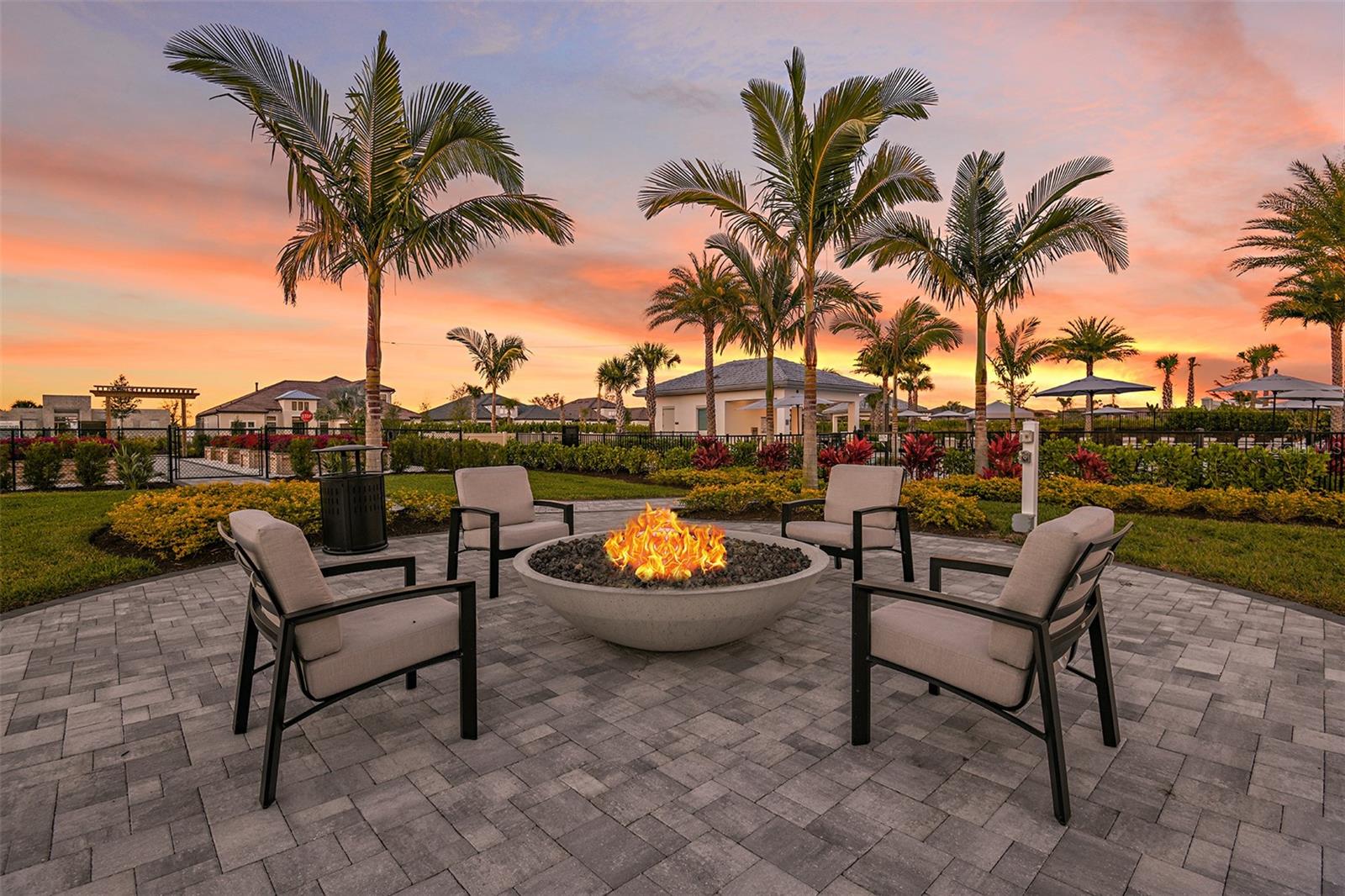 AZARIO ESPLANADE - Residential