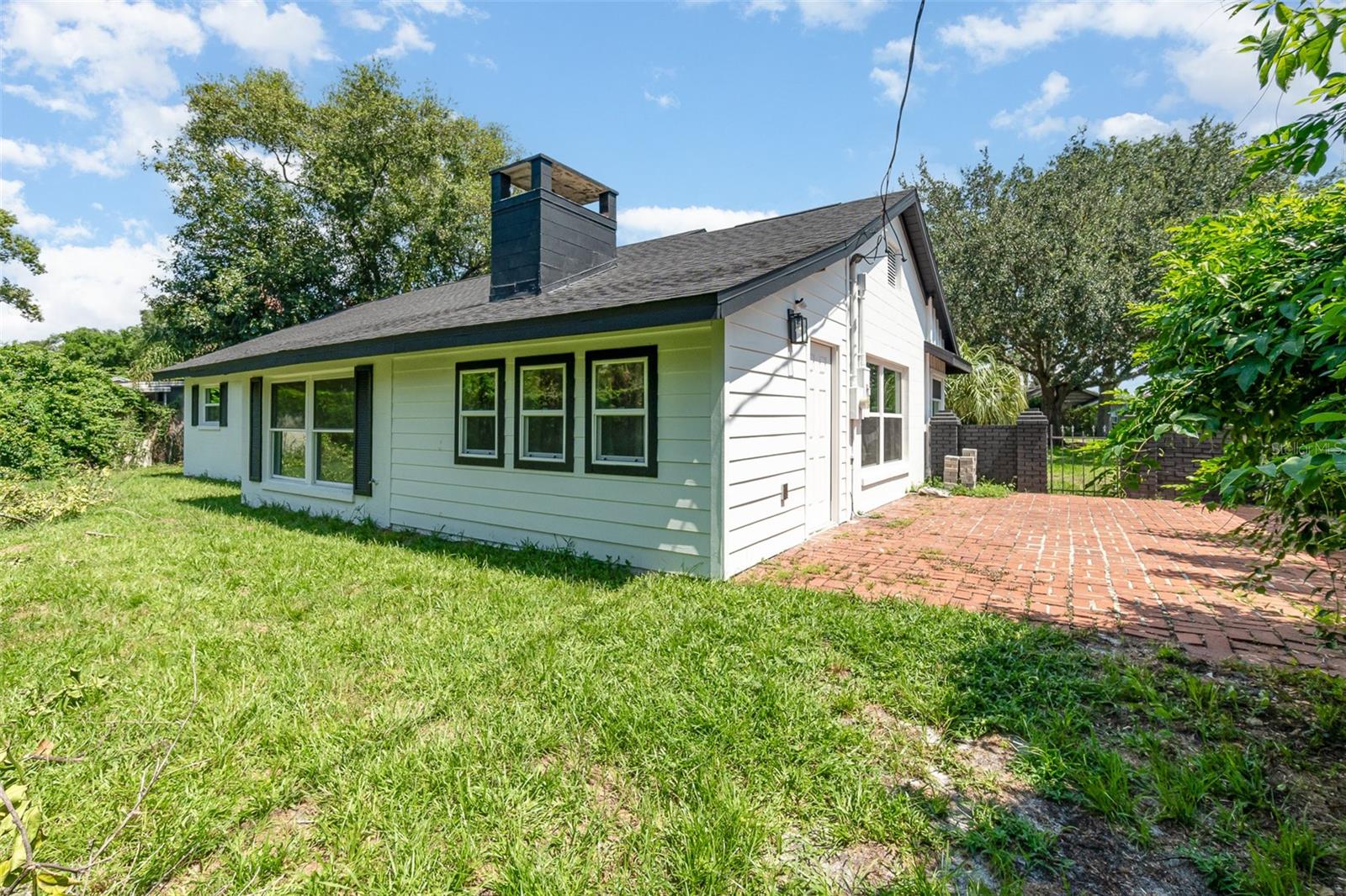 DOMMERICH ESTATES 1ST ADD - Residential Lease