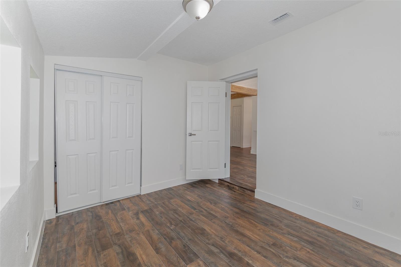 DOMMERICH ESTATES 1ST ADD - Residential Lease