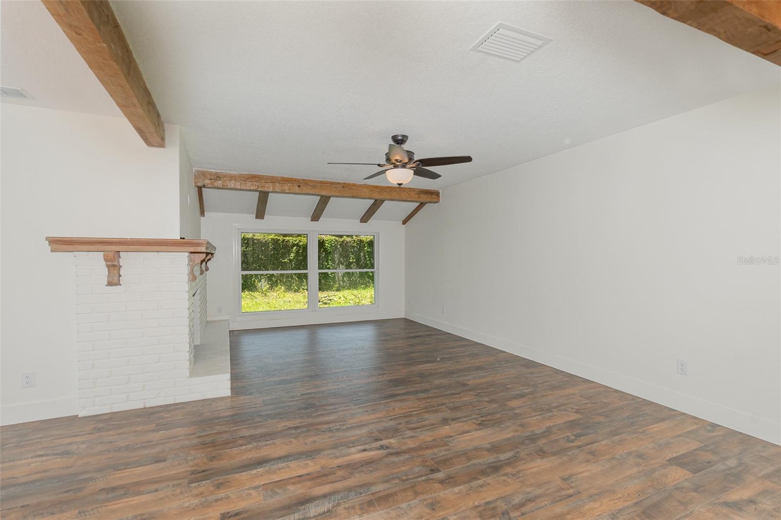DOMMERICH ESTATES 1ST ADD - Residential Lease
