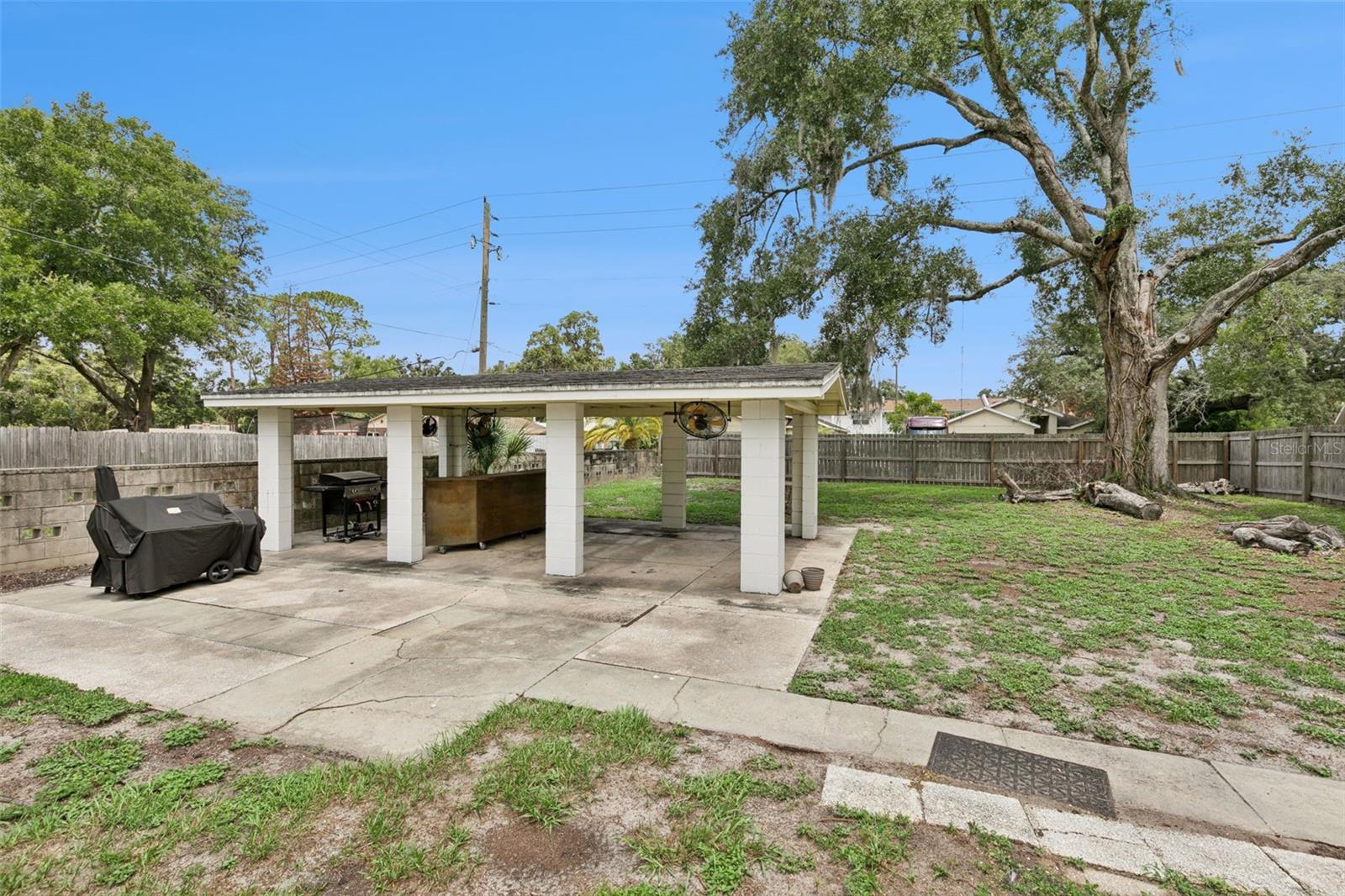 PINE HEIGHTS - Residential Lease