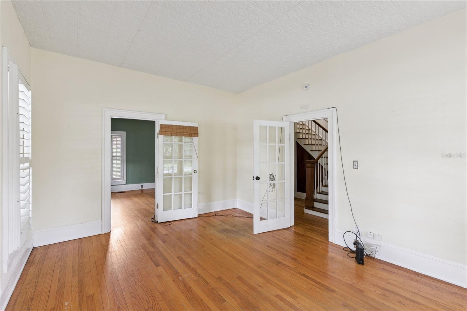 PINE HEIGHTS - Residential Lease