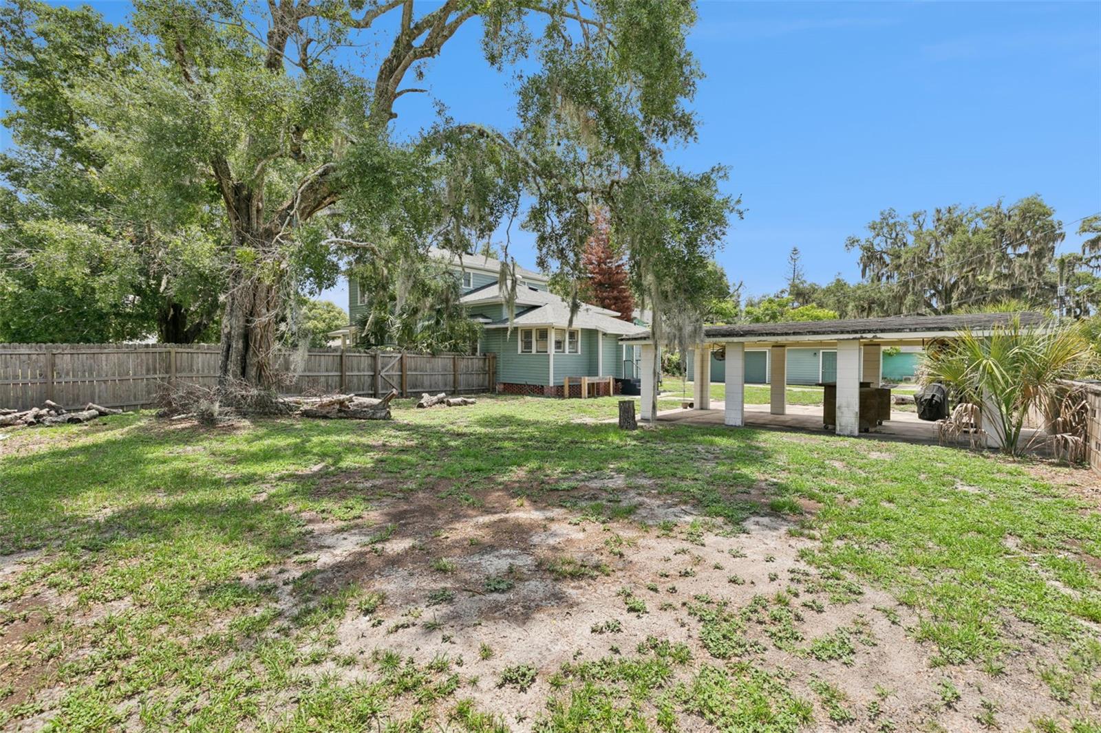 PINE HEIGHTS - Residential Lease