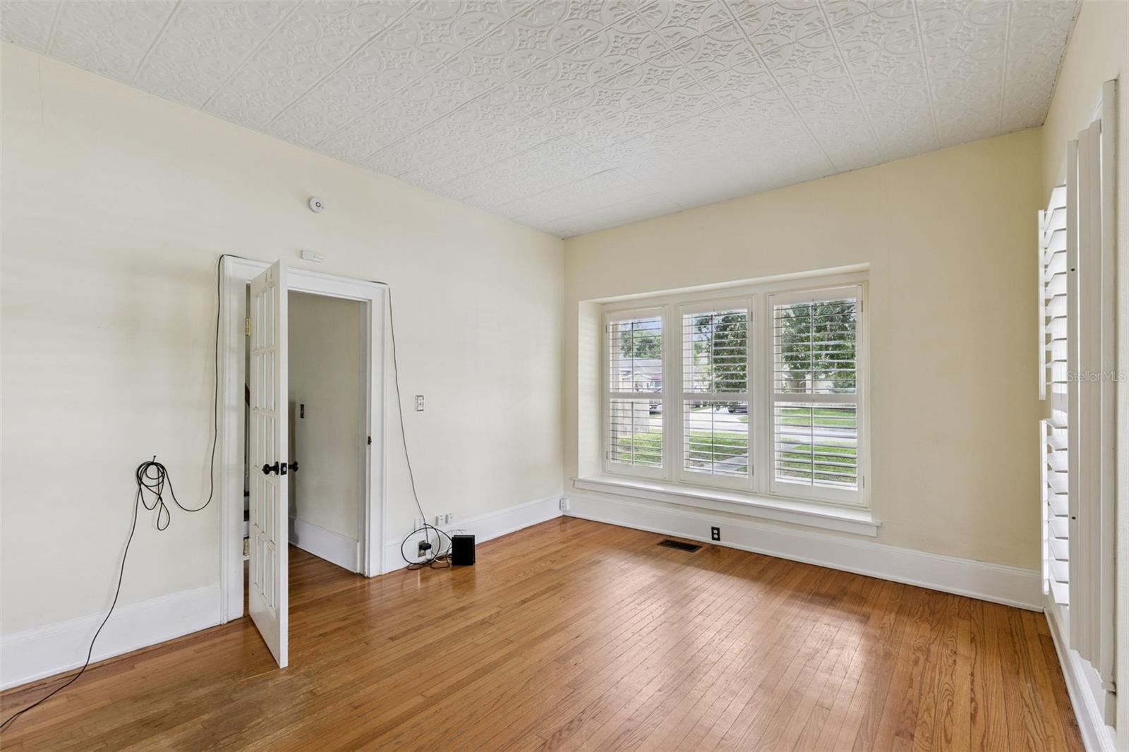 PINE HEIGHTS - Residential Lease