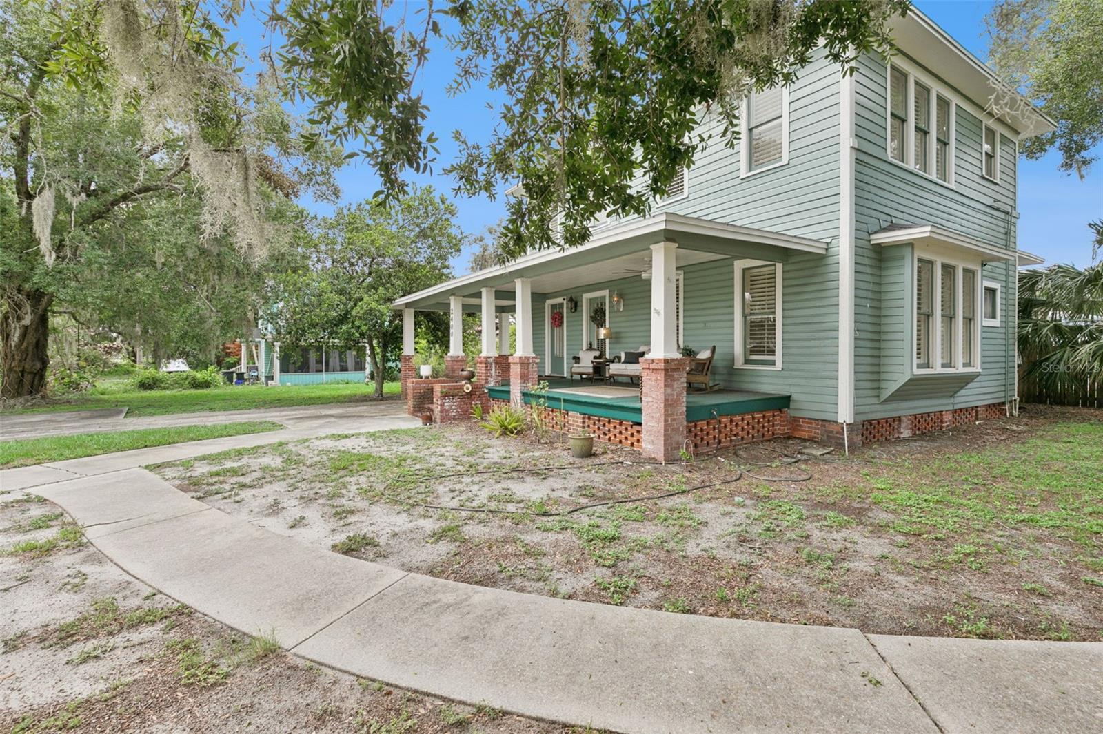PINE HEIGHTS - Residential Lease