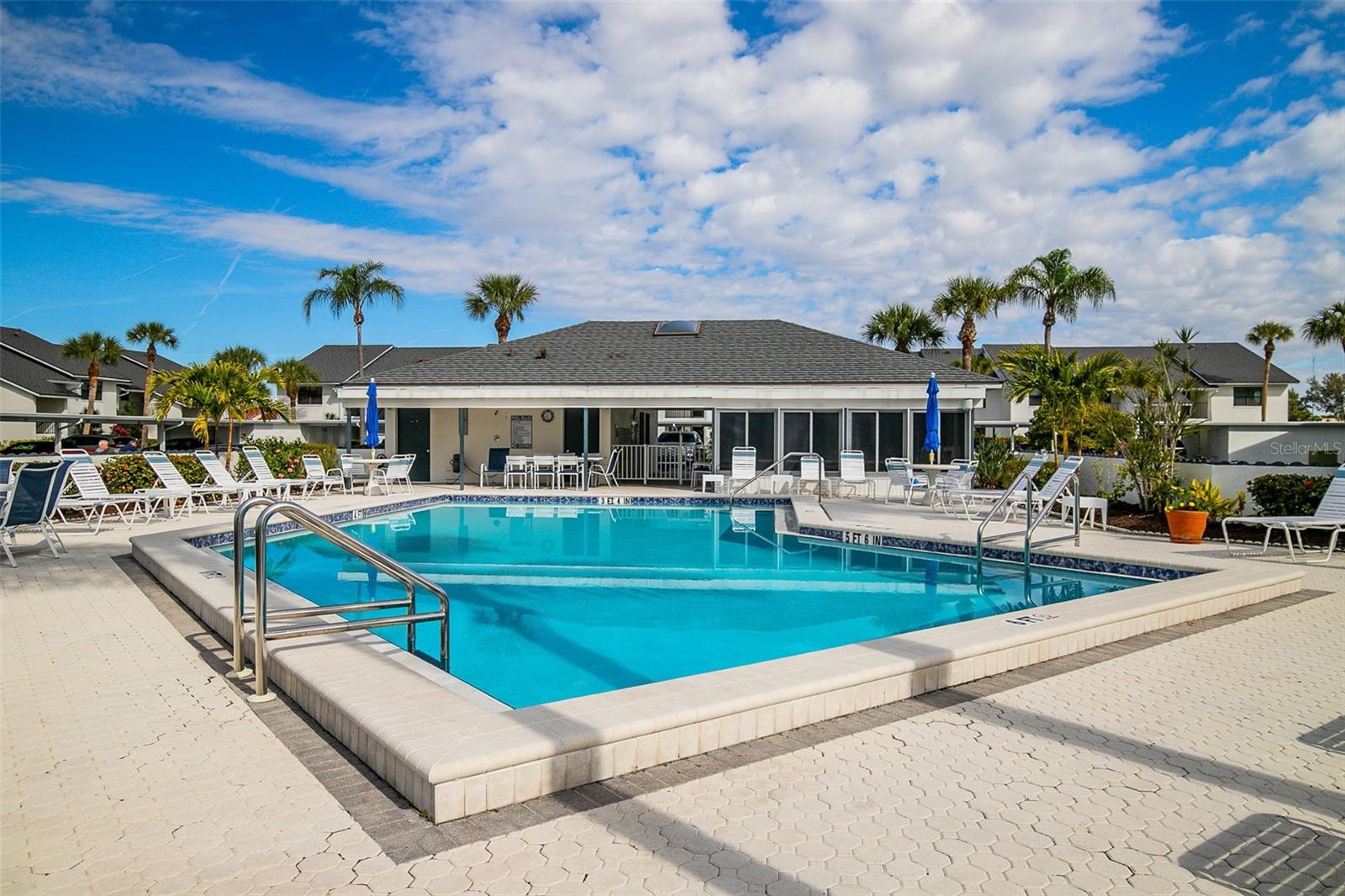 LAKES OF CAPRI - Residential