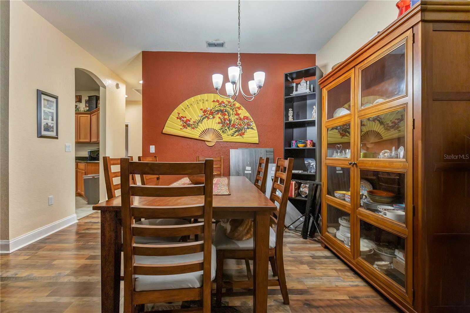 HARTFORD ESTATES - Residential