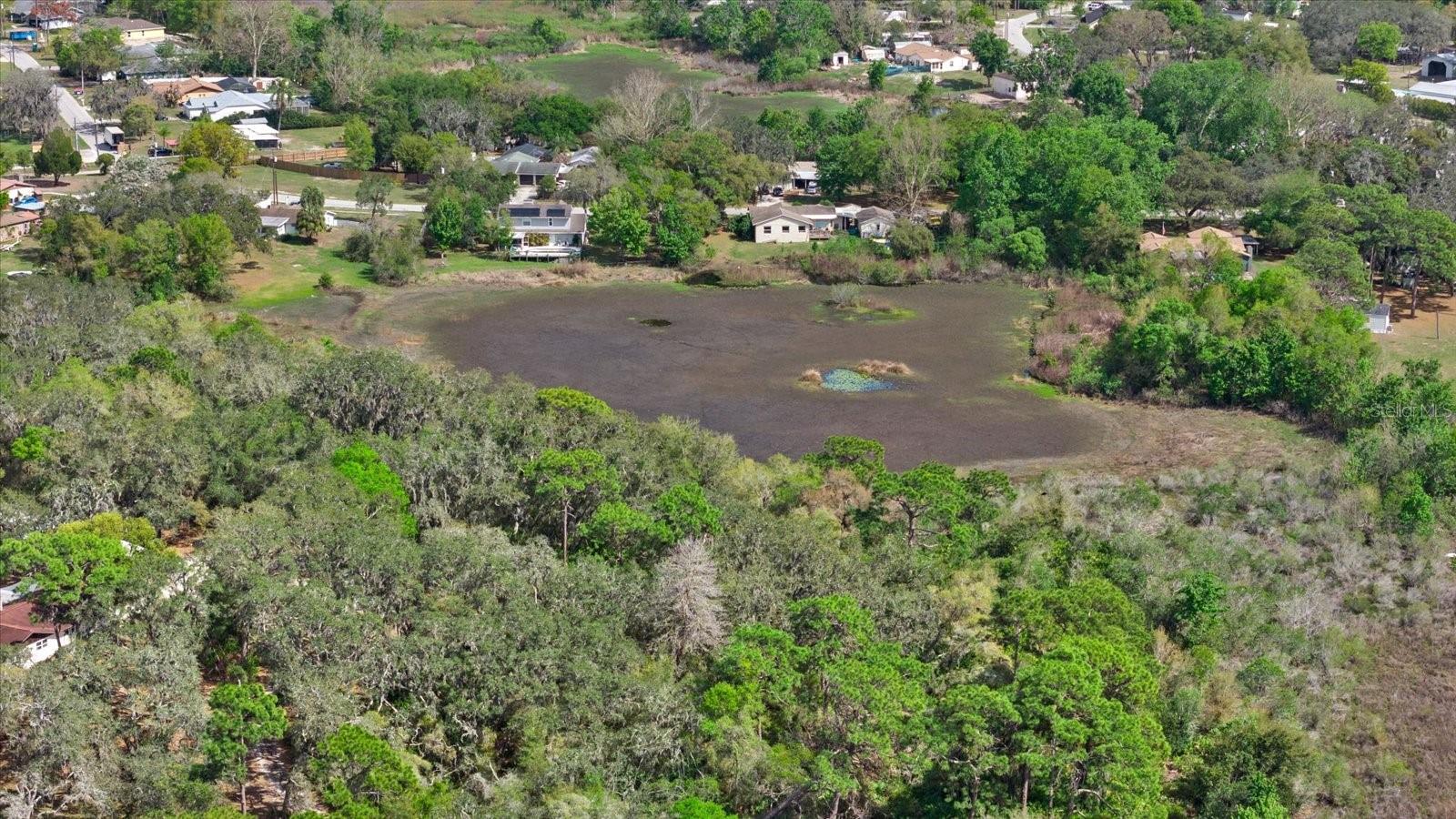 GOLDEN ACRES - Land