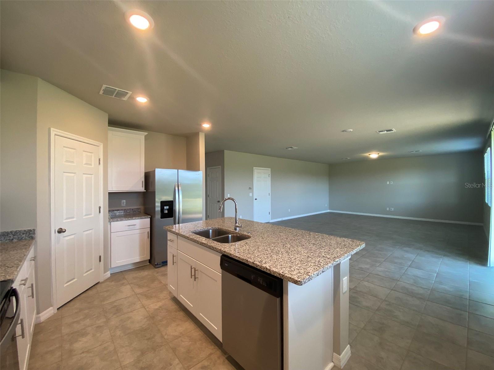 SILVER SPGS 2 - Residential Lease