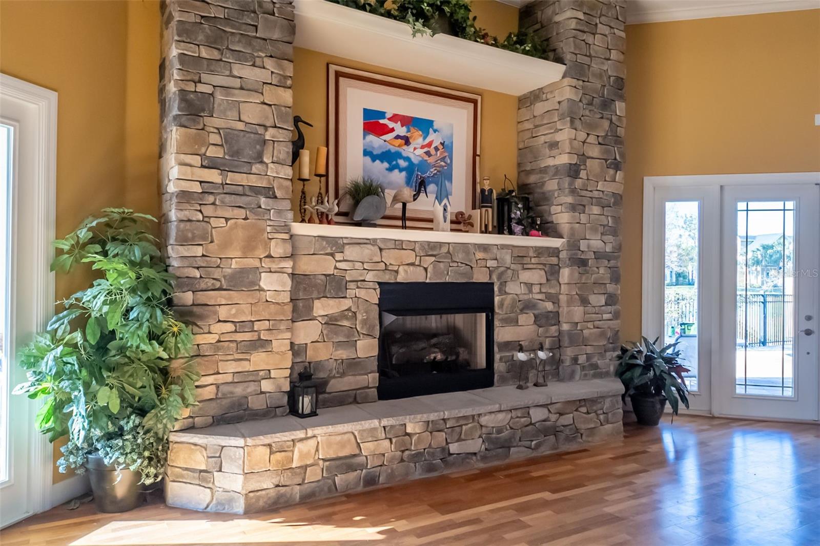 ADMIRALS WALK - Residential