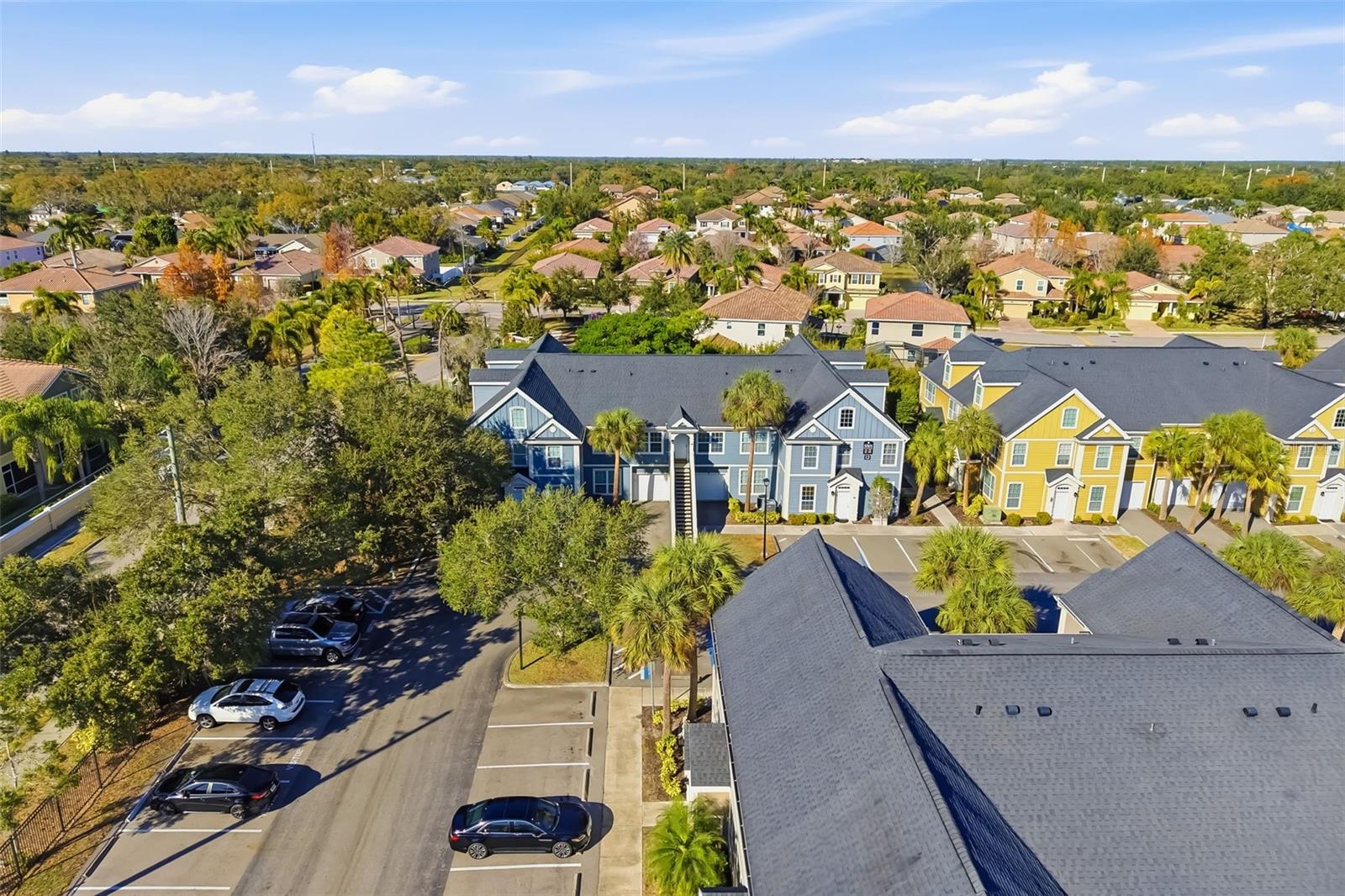 ADMIRALS WALK - Residential