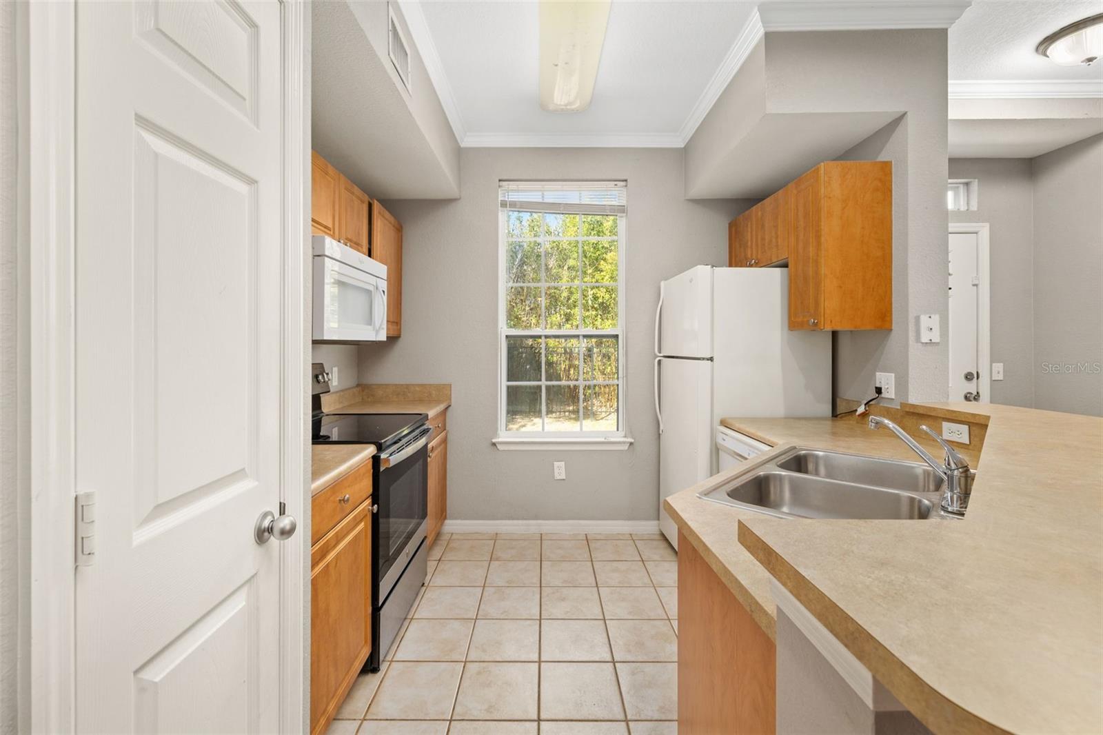 ADMIRALS WALK - Residential