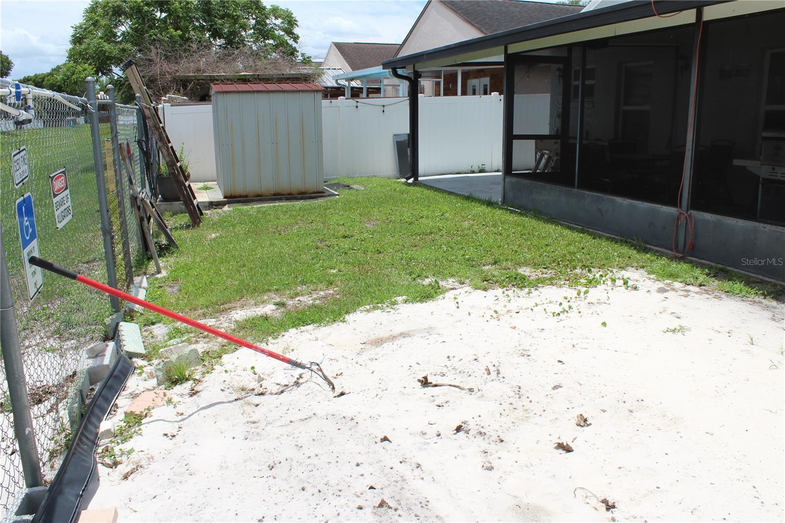 ISLANDS CURRY FORD - Residential