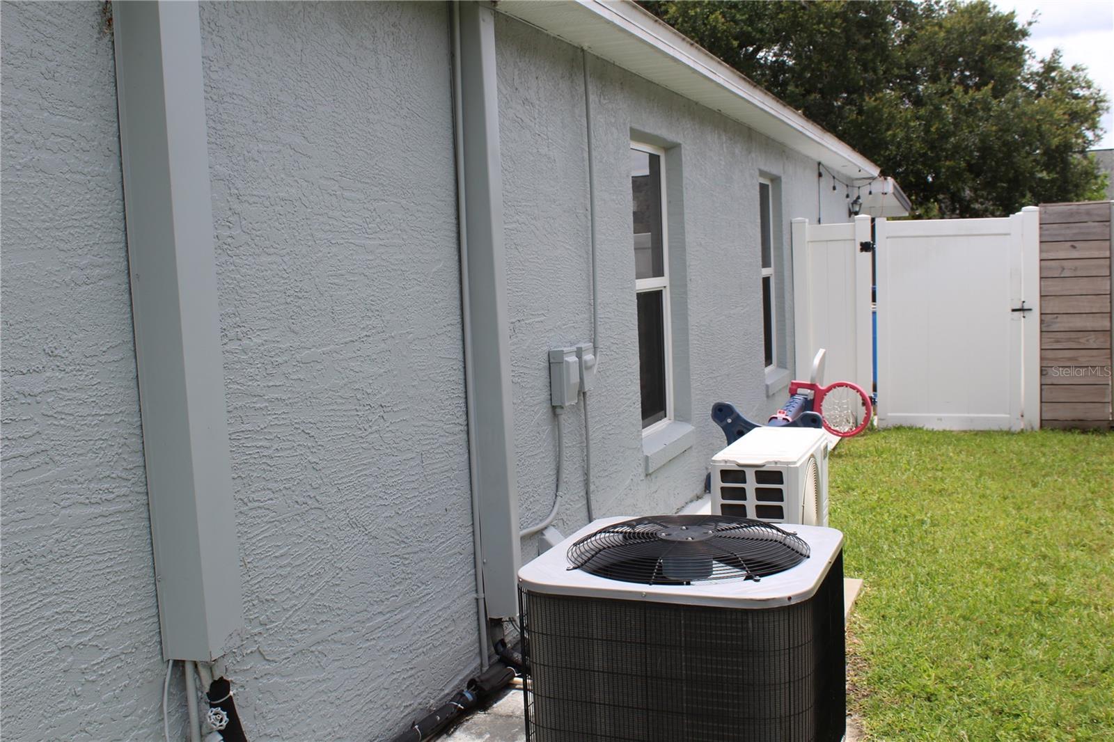 ISLANDS CURRY FORD - Residential