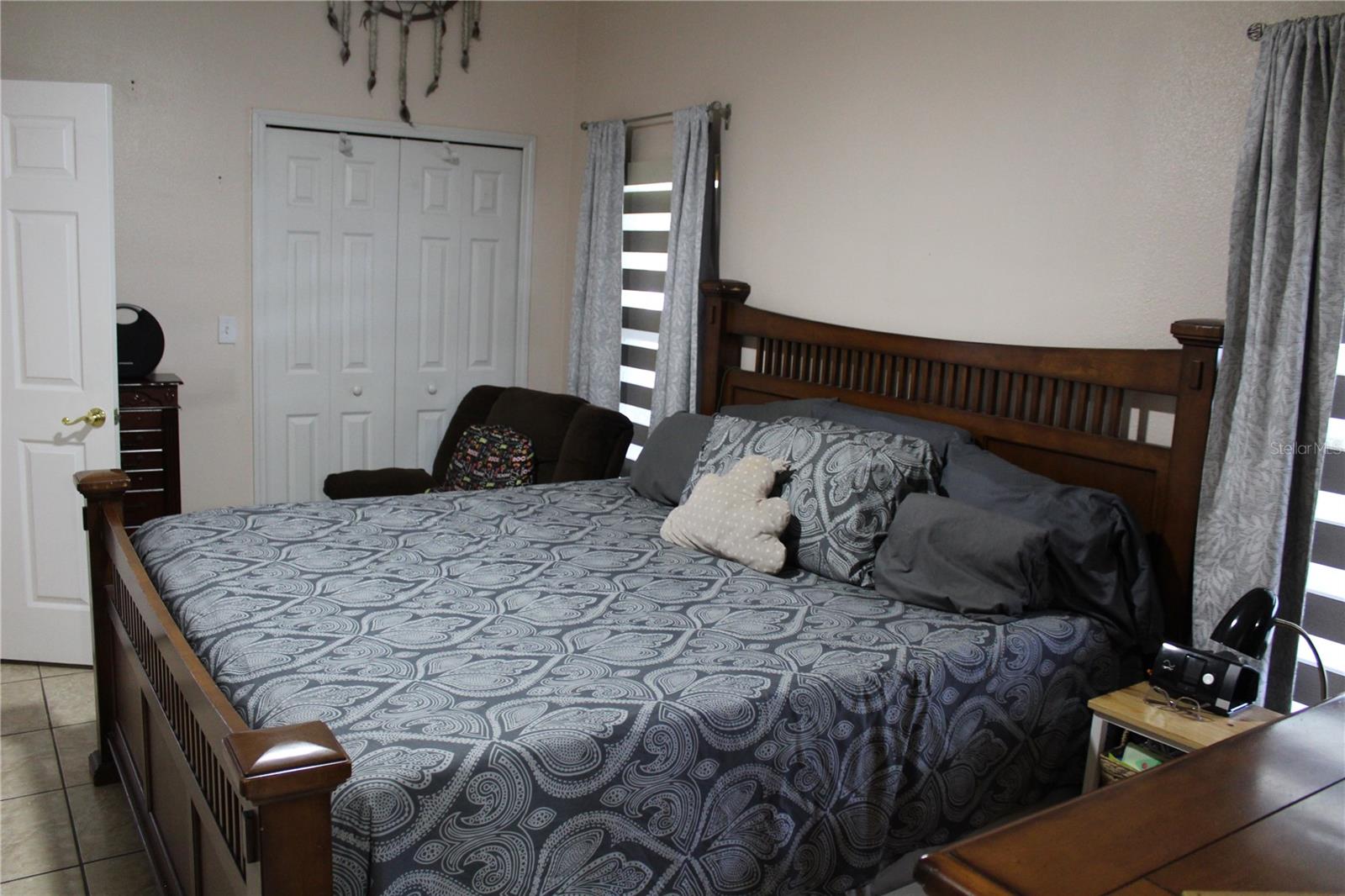 ISLANDS CURRY FORD - Residential