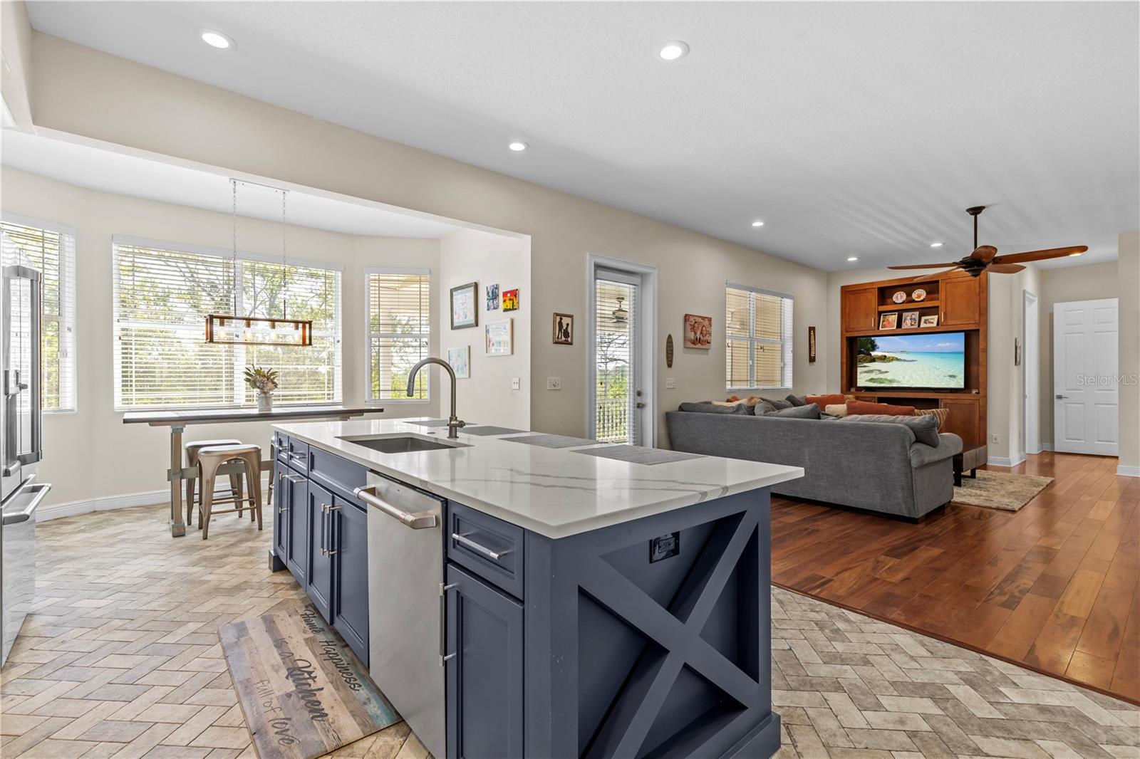 POINT SEASIDE PH 1 - Residential