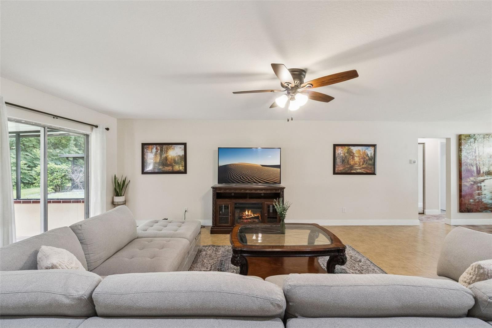 ORANGEWOOD SHADOWWOOD - Residential