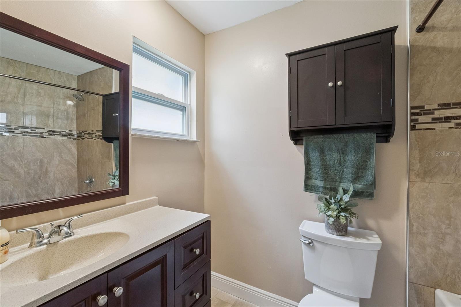 ORANGEWOOD SHADOWWOOD - Residential