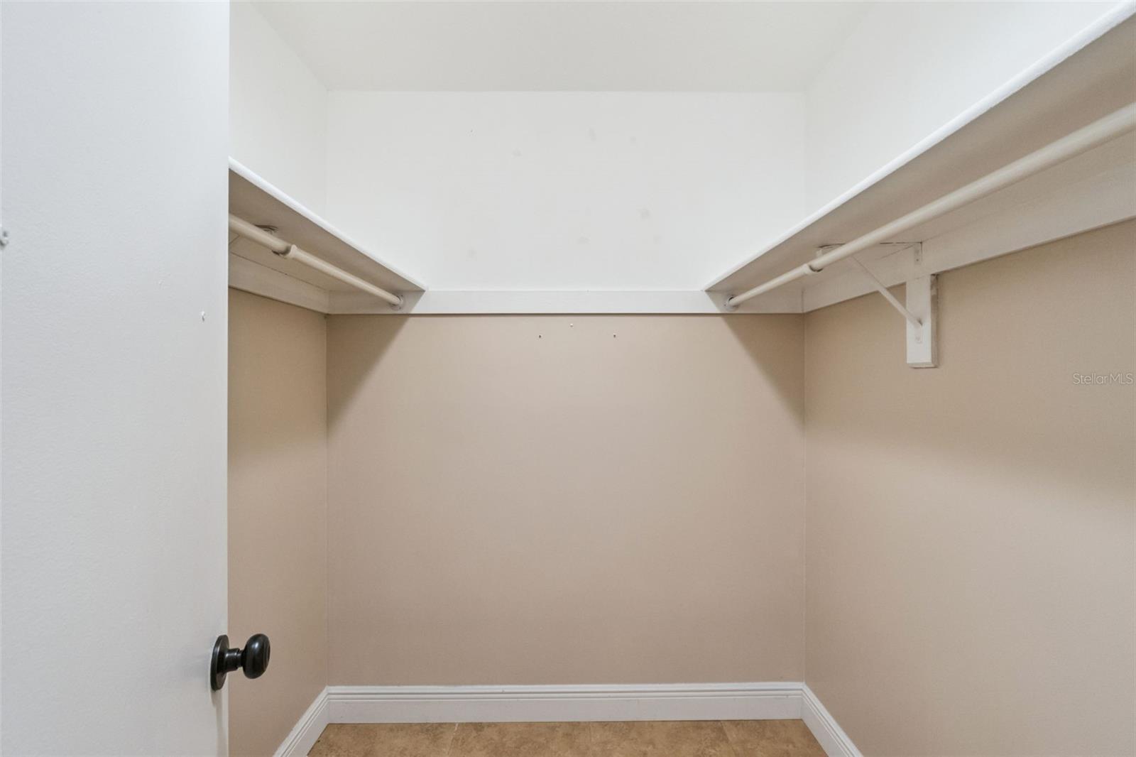 ORANGEWOOD SHADOWWOOD - Residential