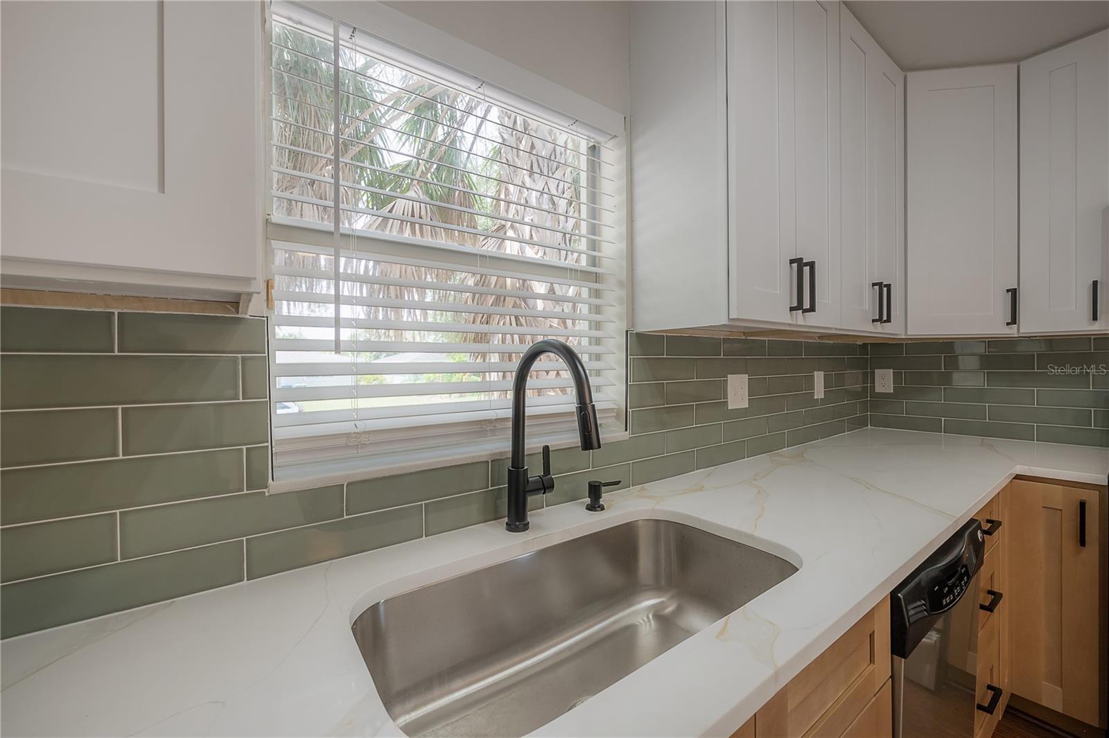 MONETA - Residential Lease