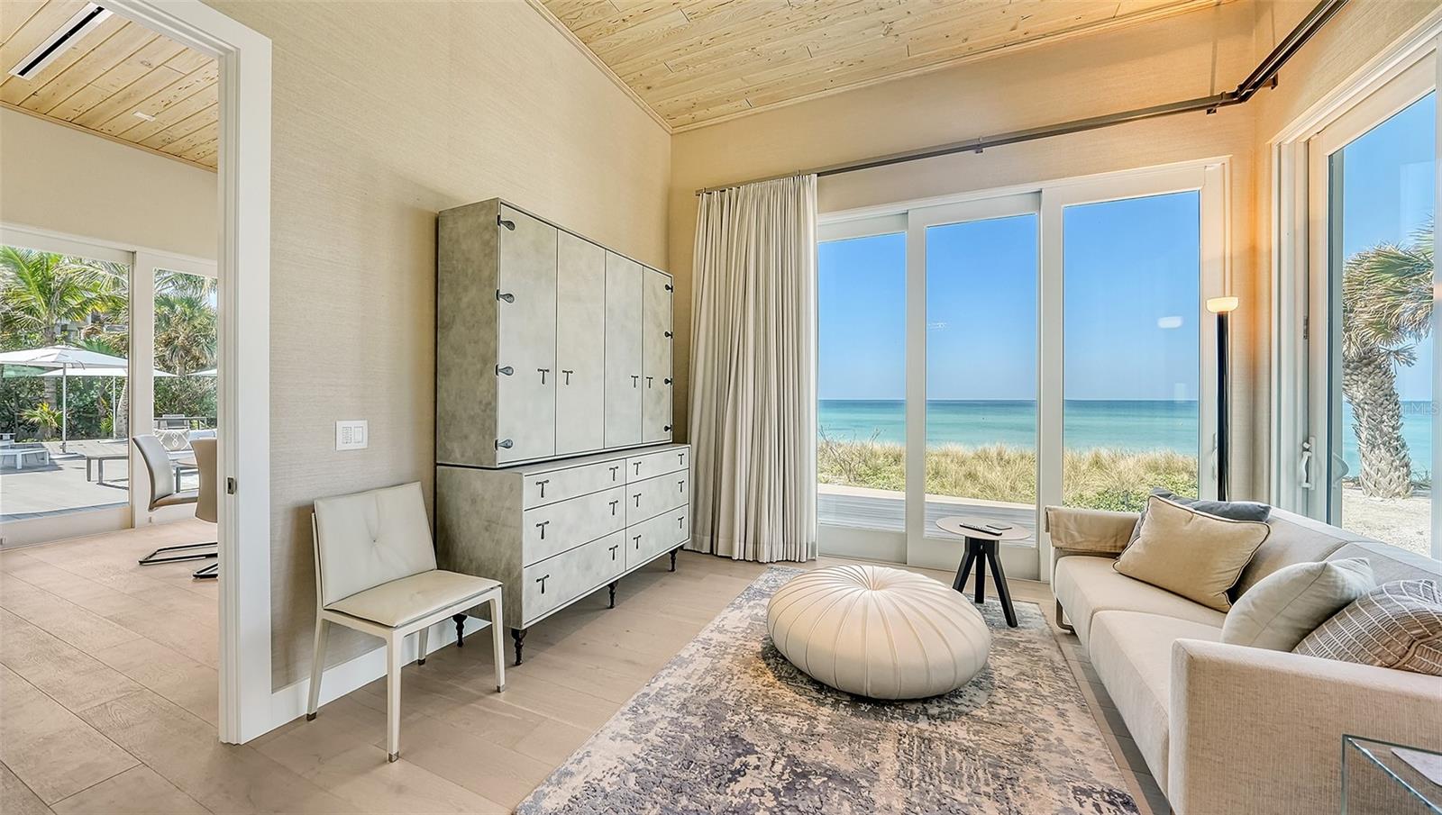 CASEY KEY - Residential