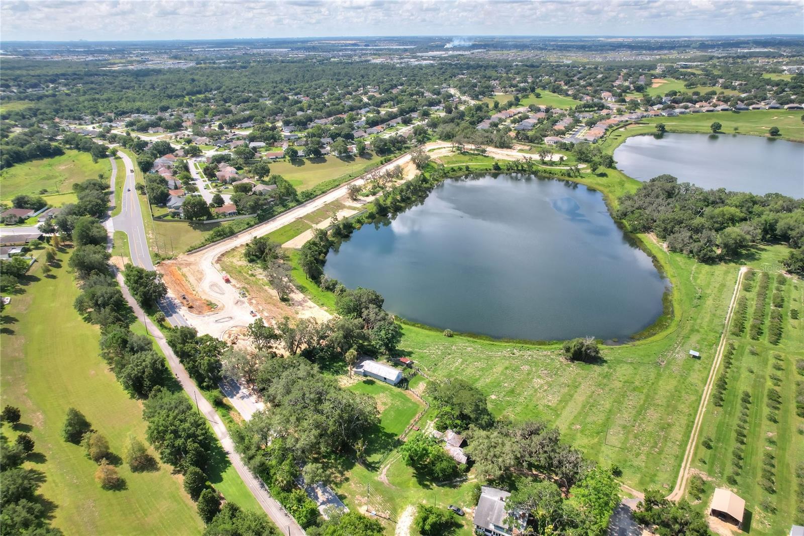 MIRROR LAKE - Residential