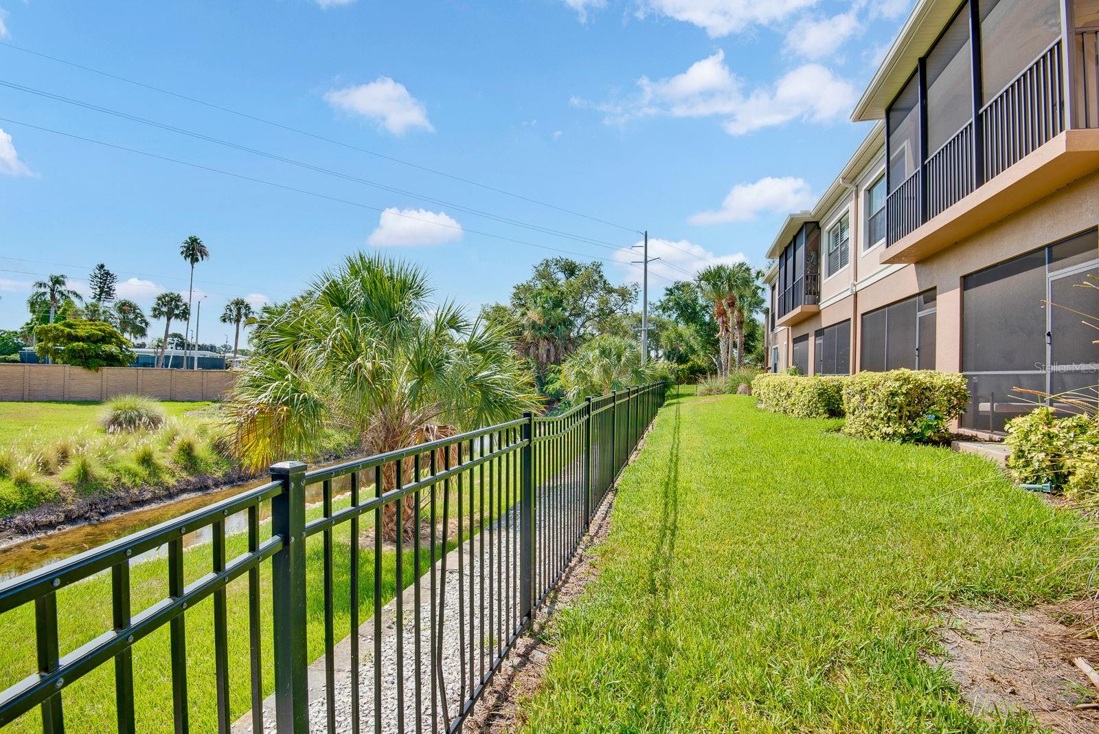 PALMA SOLA TRACE - Residential