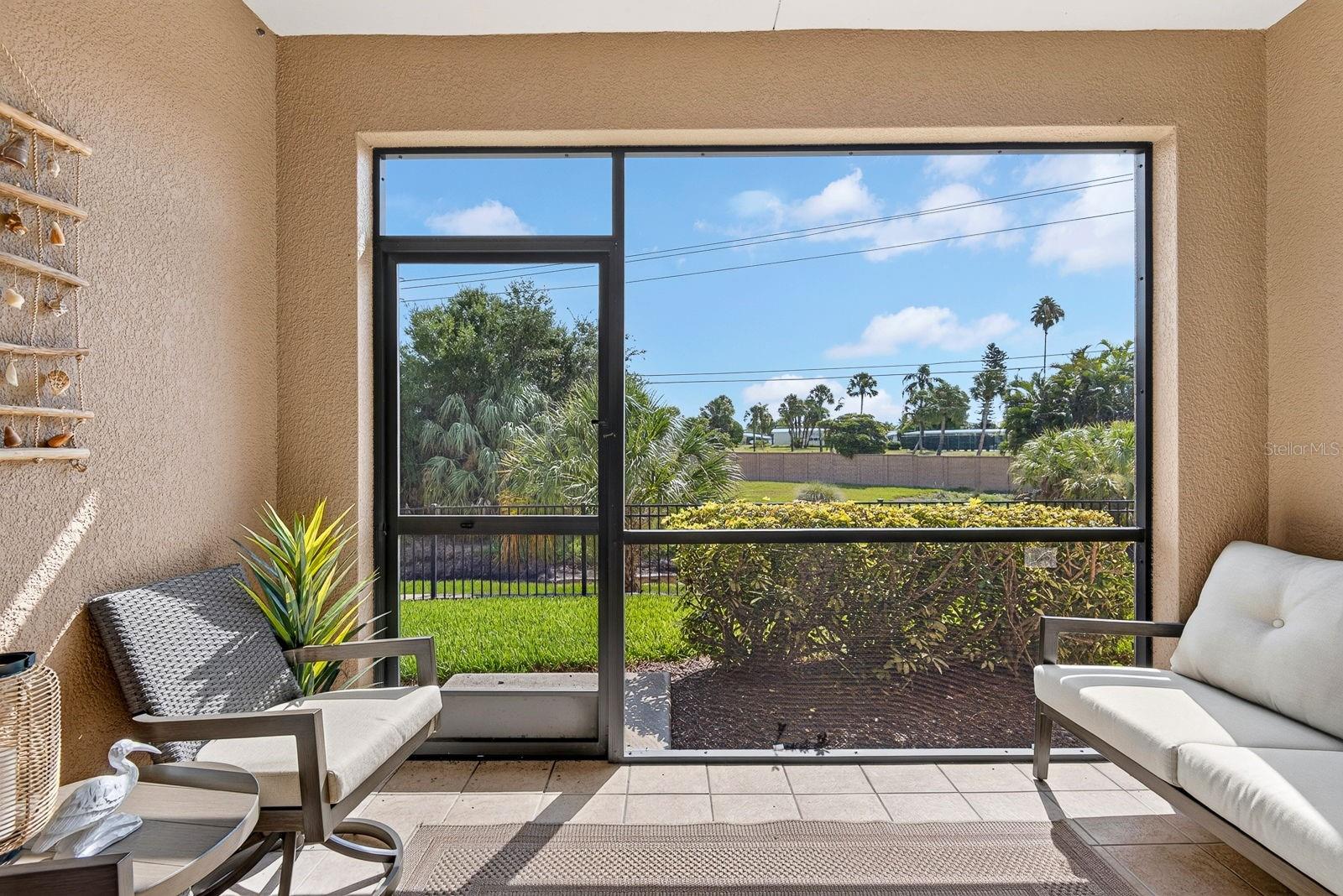 PALMA SOLA TRACE - Residential