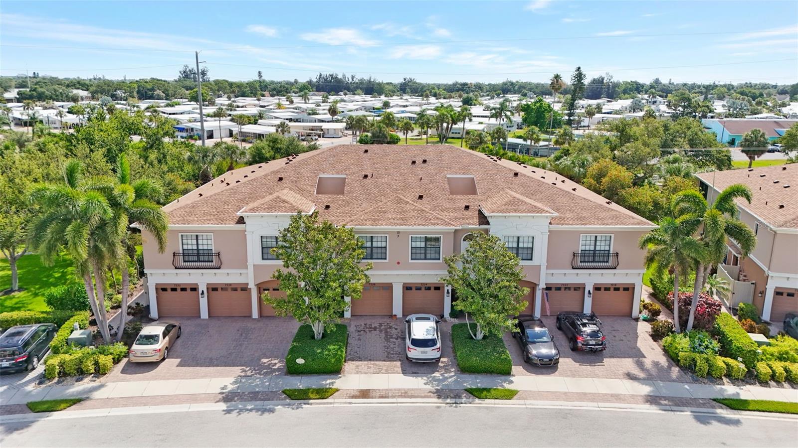 PALMA SOLA TRACE - Residential