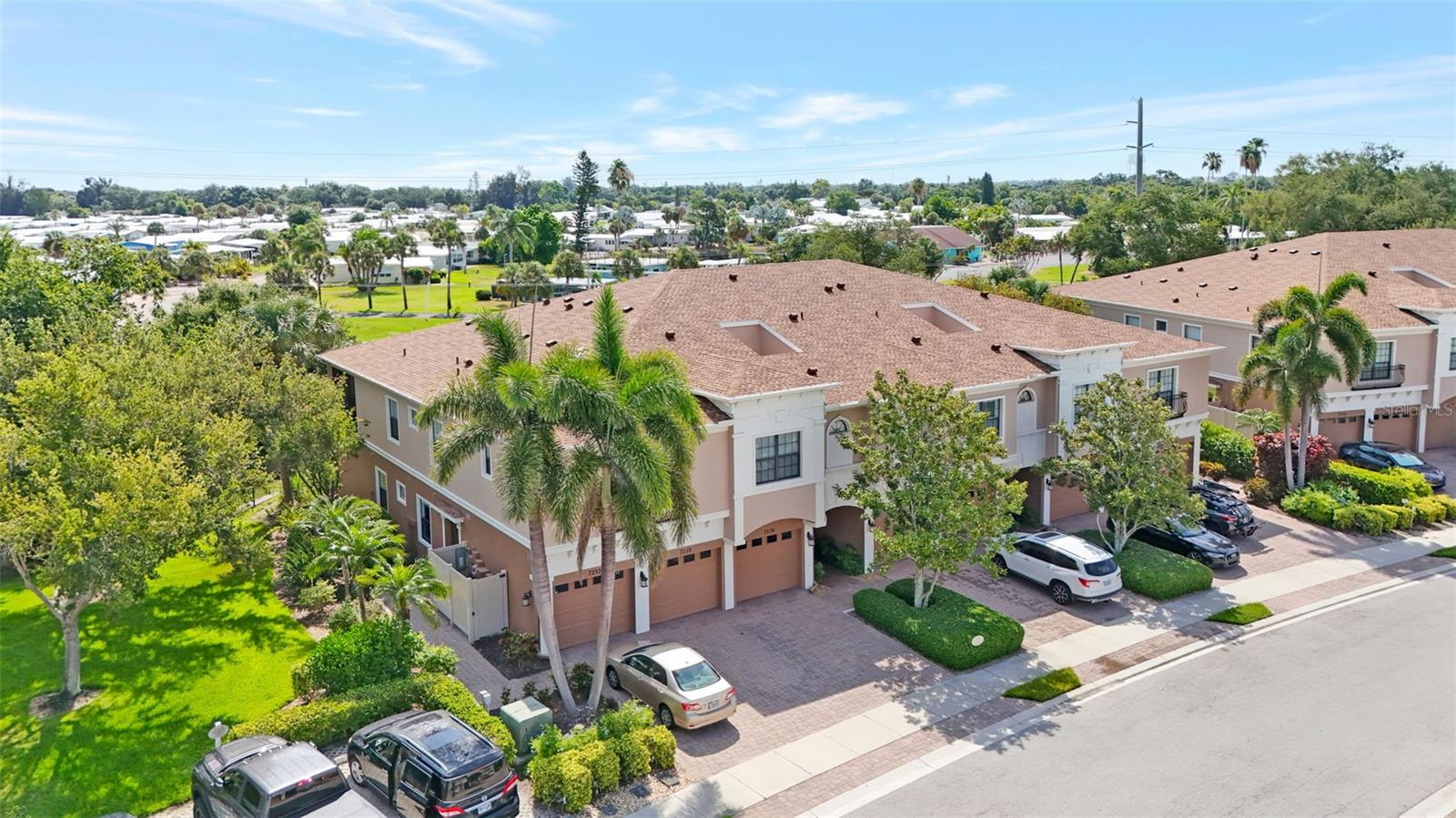 PALMA SOLA TRACE - Residential