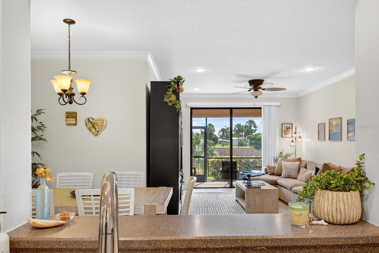 PALMA SOLA TRACE - Residential