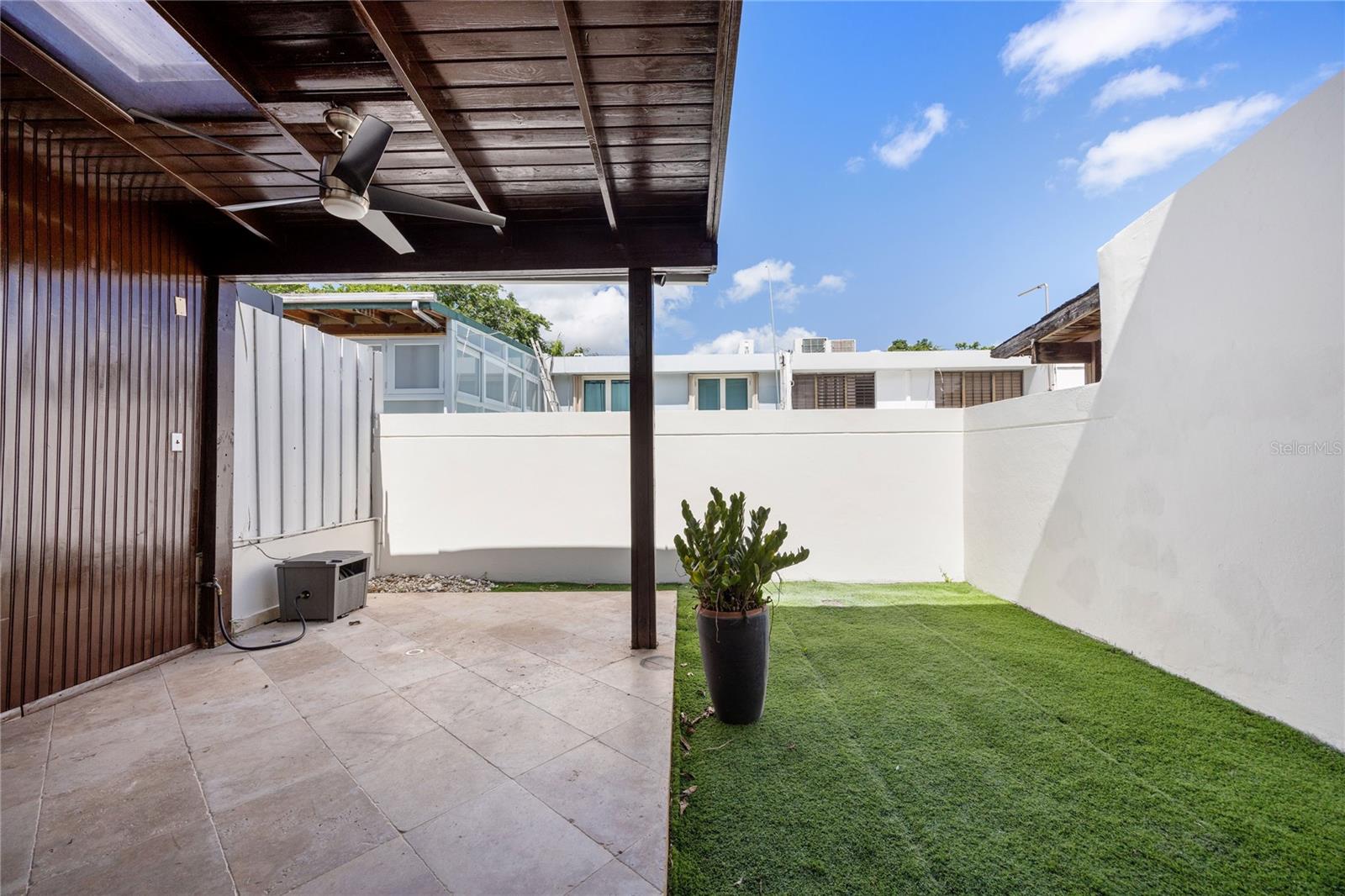 URB. PRADO ALTO - Residential Lease